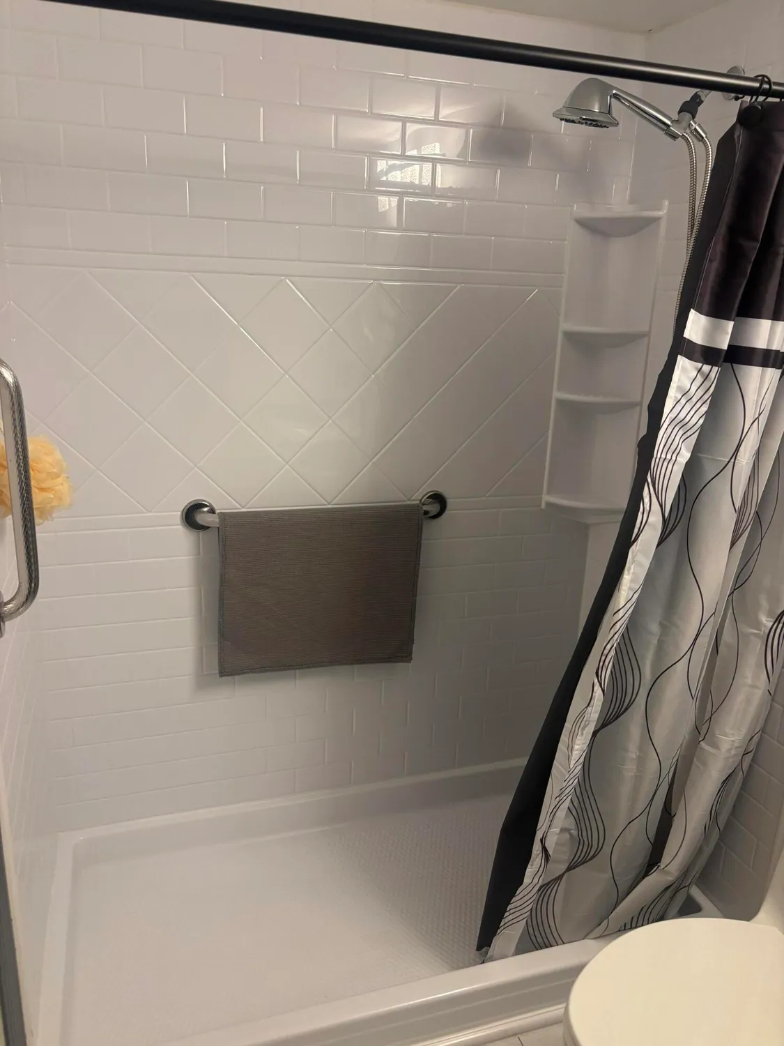 Property Slideshow image 21 of 23 | 403 windsor r, West Palm Beach, FL, 33417