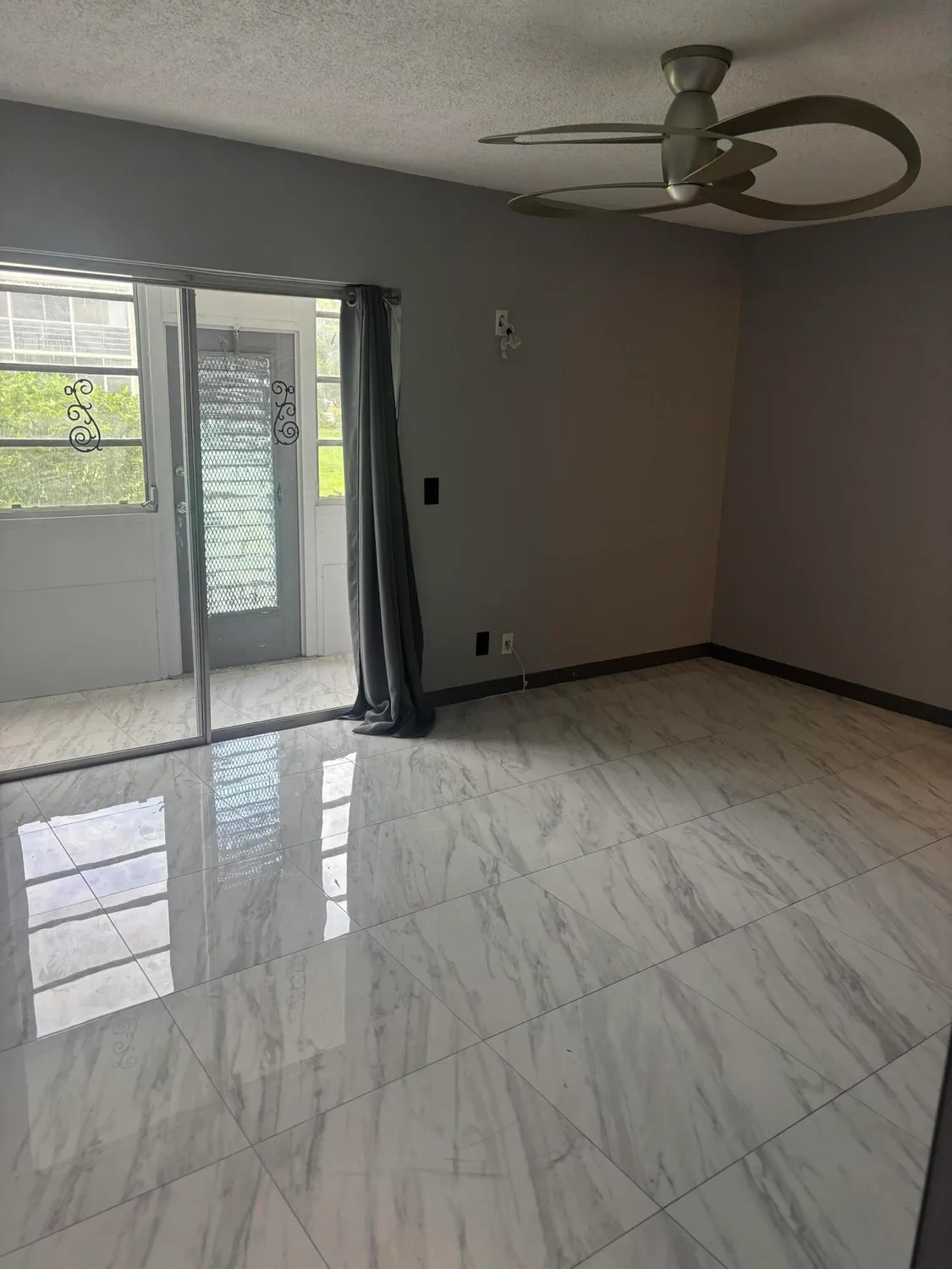 Property Slideshow image 18 of 23 | 403 windsor r, West Palm Beach, FL, 33417