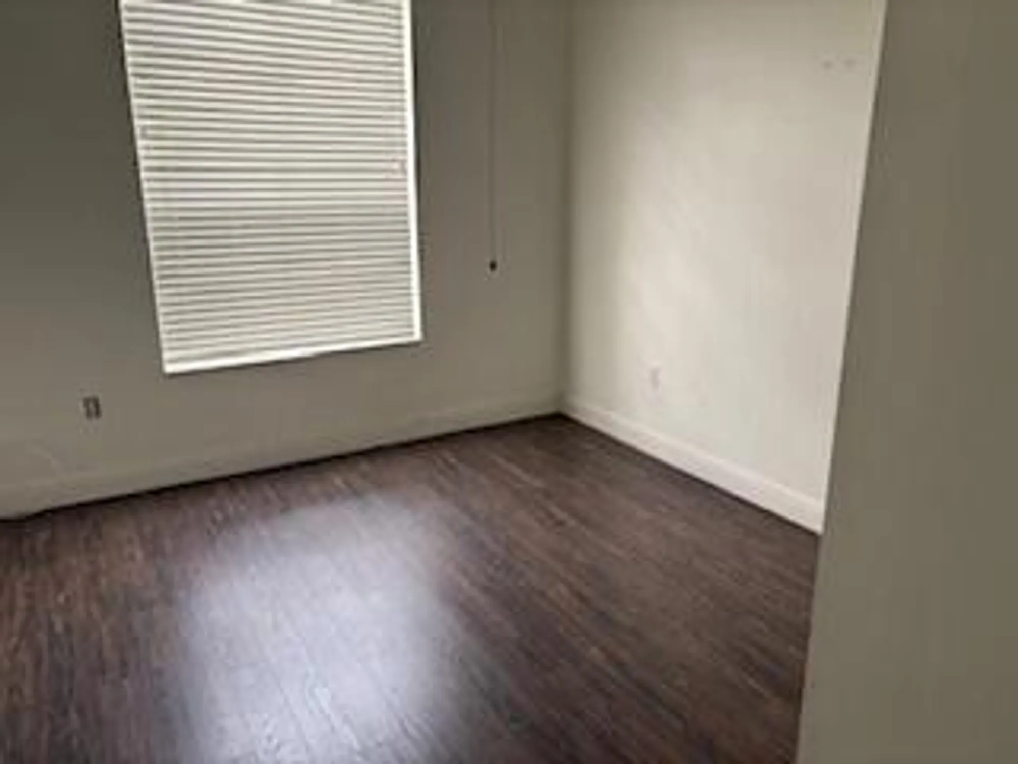 Property Slideshow image 8 of 16 | 370 sw north shore blvd, Port Saint Lucie, FL, 34986