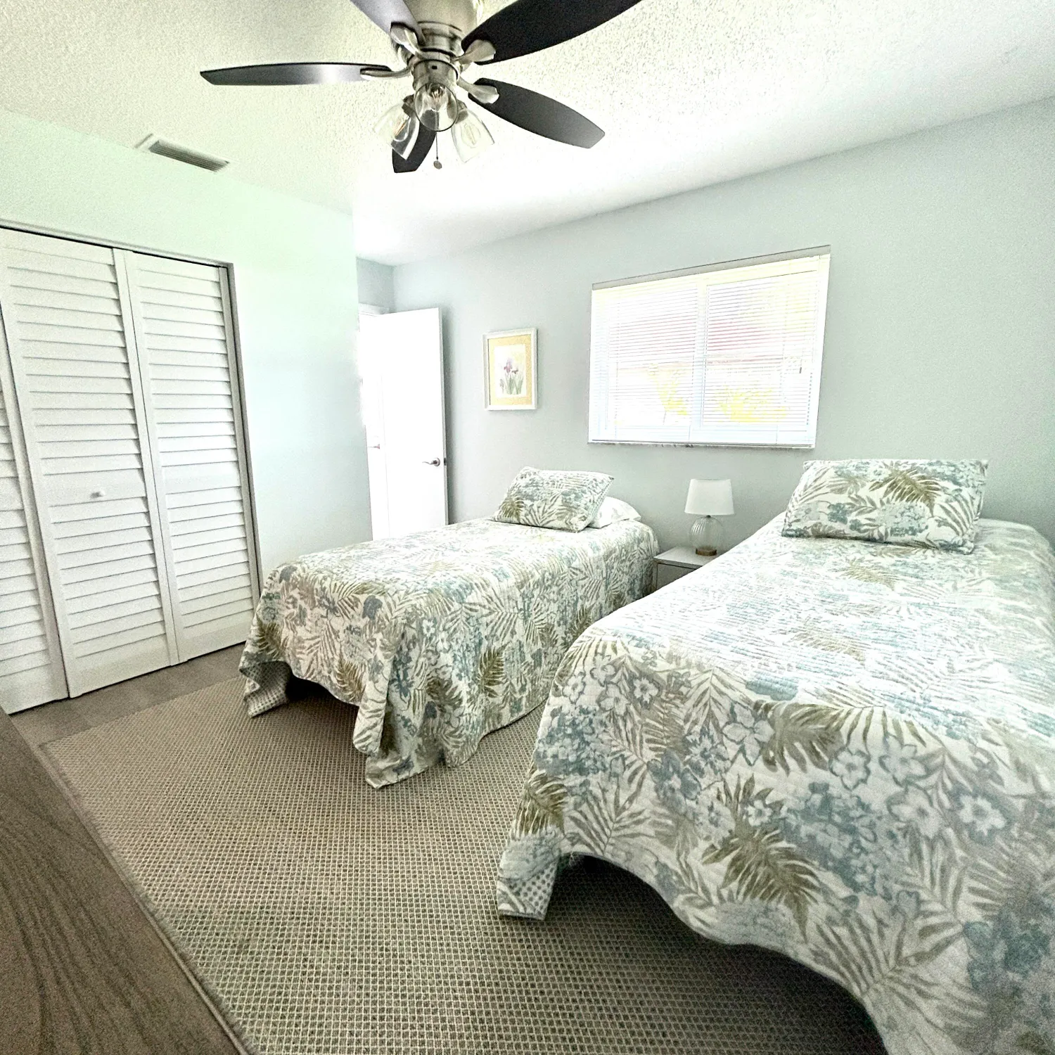 Property Slideshow image 15 of 28 | 715 whippoorwill ln, Delray Beach, FL, 33445