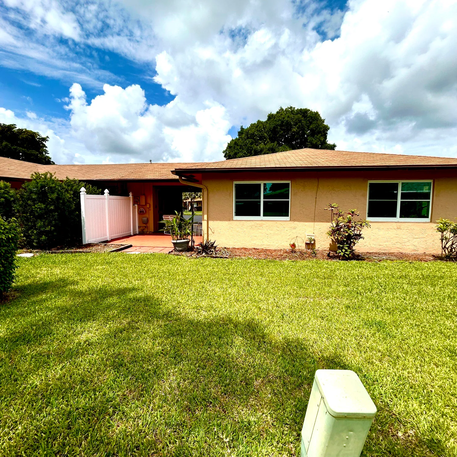 Property Slideshow image 22 of 28 | 715 whippoorwill ln, Delray Beach, FL, 33445