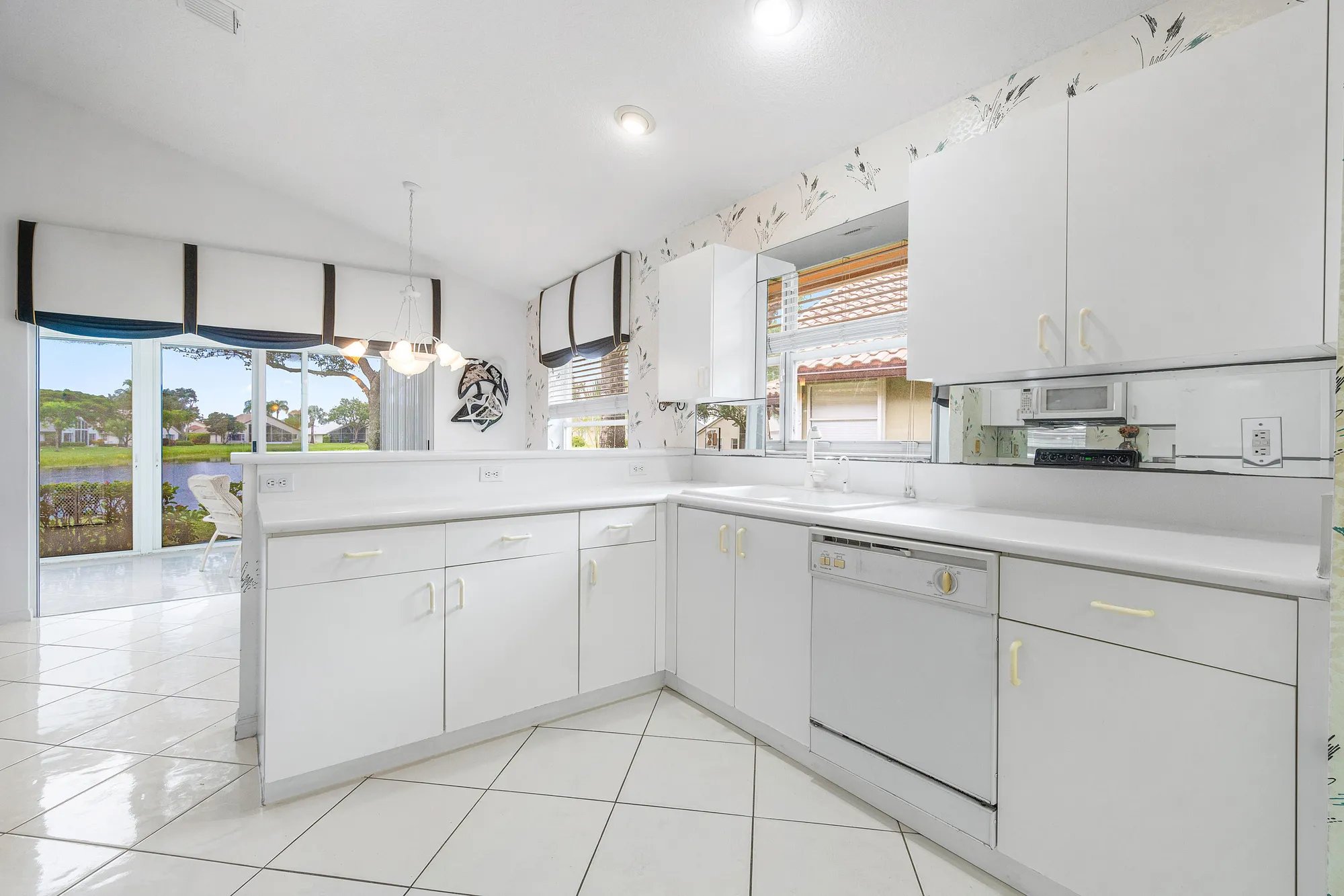 Property Slideshow image 14 of 49 | 12253 eagles landing way, Boynton Beach, FL, 33437