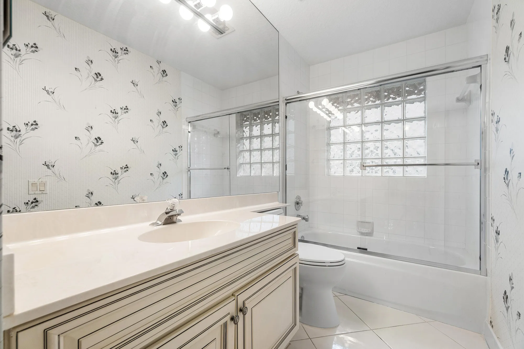 Property Slideshow image 28 of 49 | 12253 eagles landing way, Boynton Beach, FL, 33437