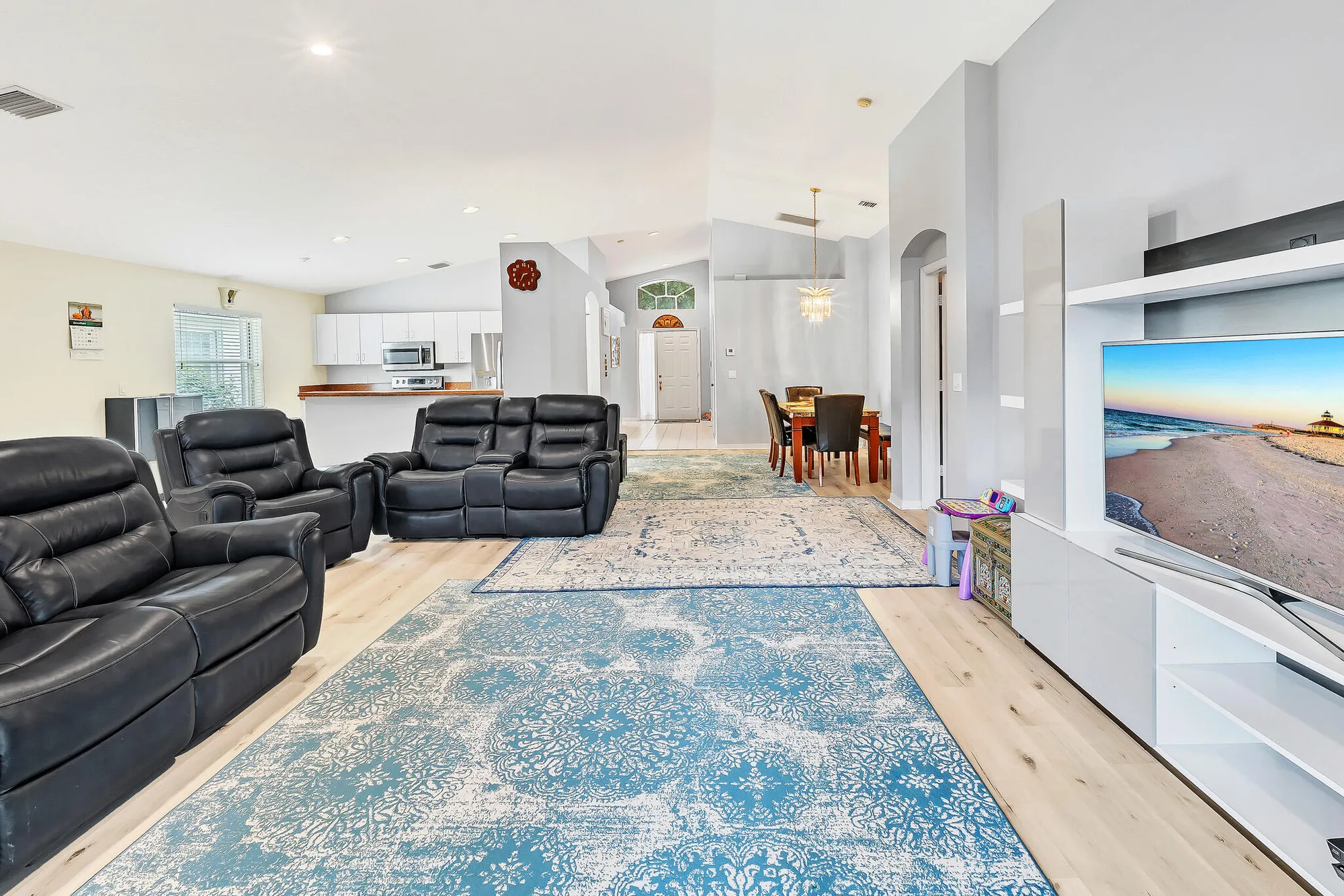 Property Slideshow image 19 of 46 | 12072 tevere dr, Boynton Beach, FL, 33437