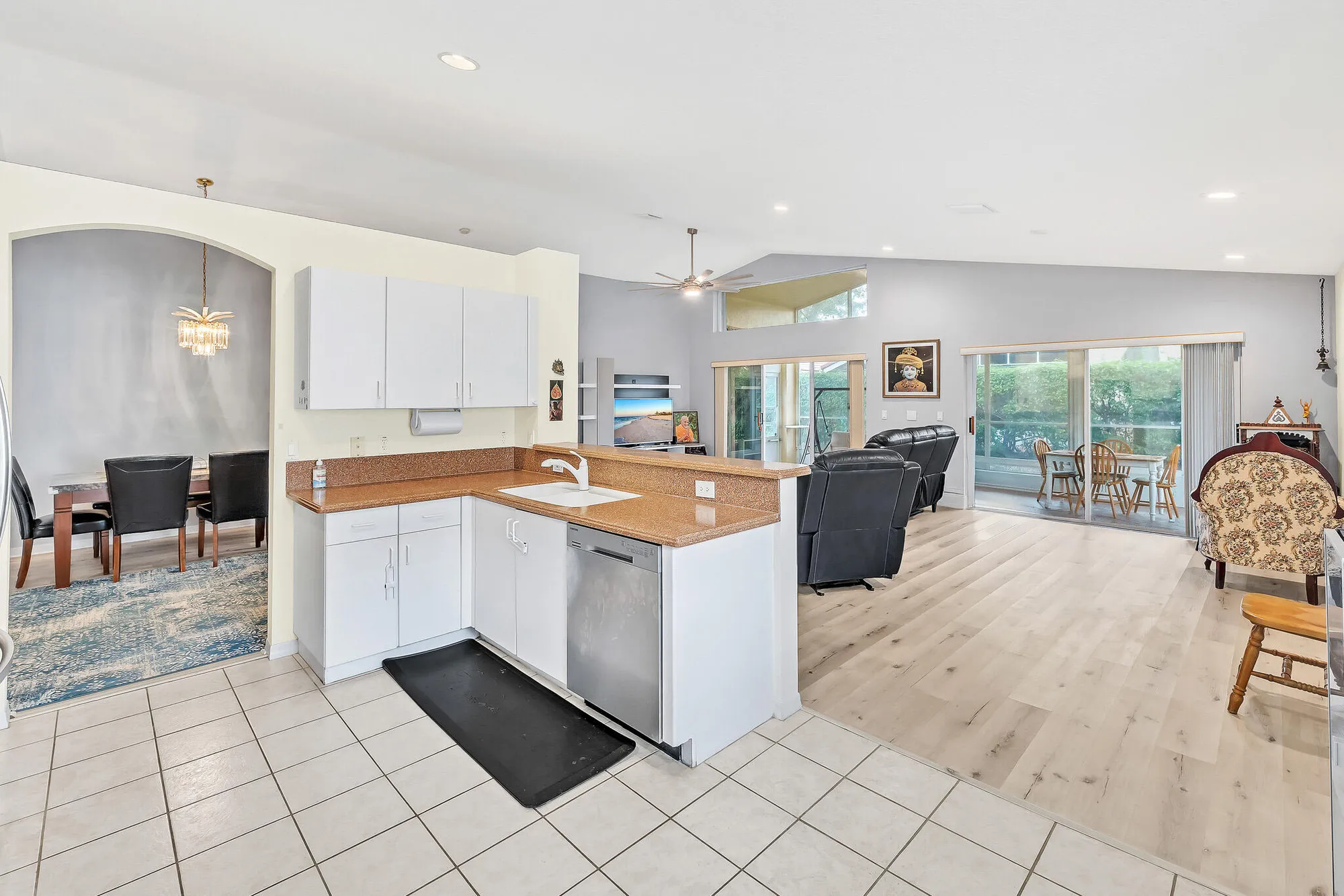 Property Slideshow image 14 of 46 | 12072 tevere dr, Boynton Beach, FL, 33437