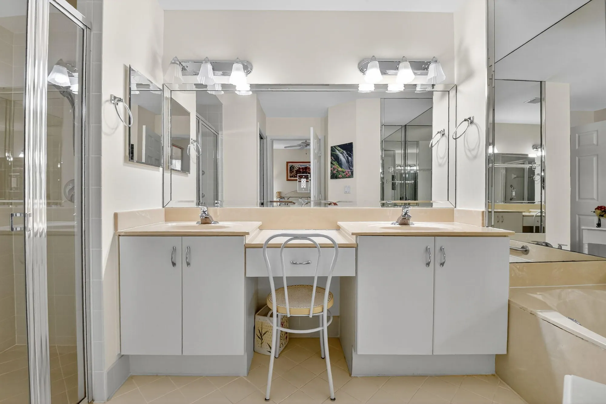 Property Slideshow image 34 of 65 | 12447 crystal pointe dr unit 101, Boynton Beach, FL, 33437