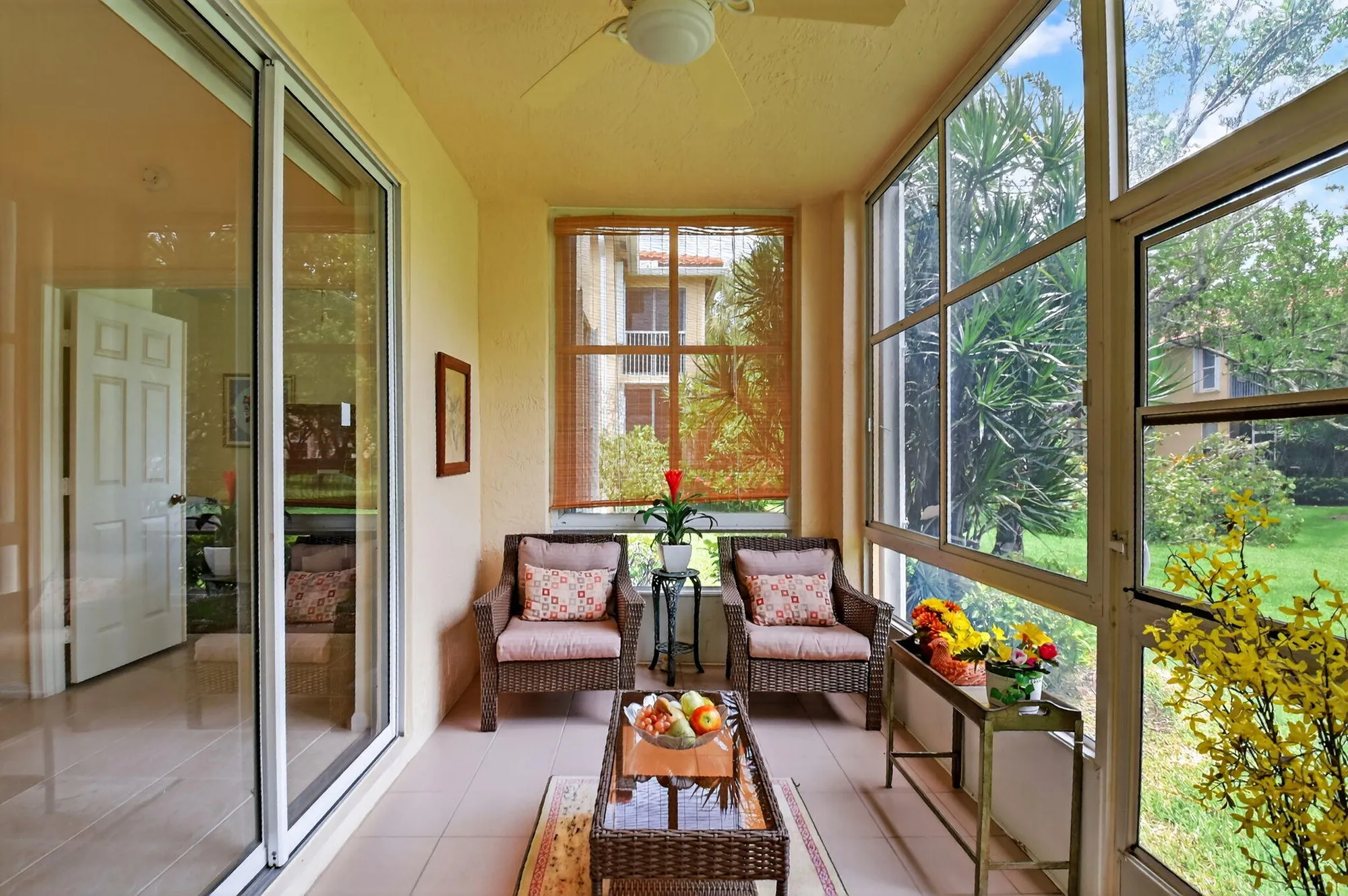 Property Slideshow image 9 of 65 | 12447 crystal pointe dr unit 101, Boynton Beach, FL, 33437