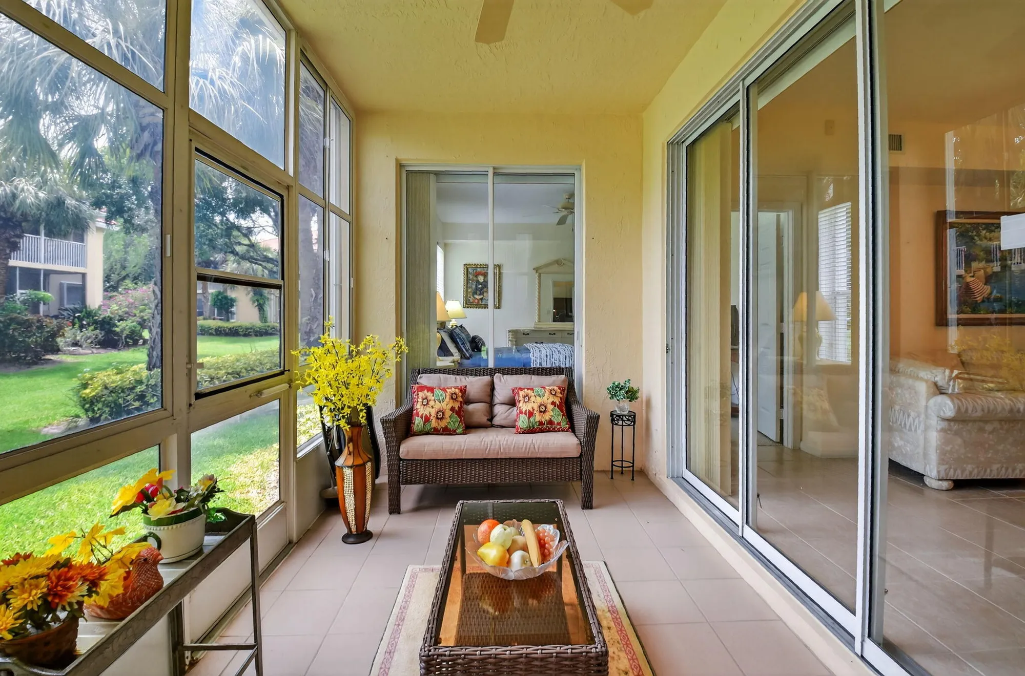 Property Slideshow image 8 of 65 | 12447 crystal pointe dr unit 101, Boynton Beach, FL, 33437