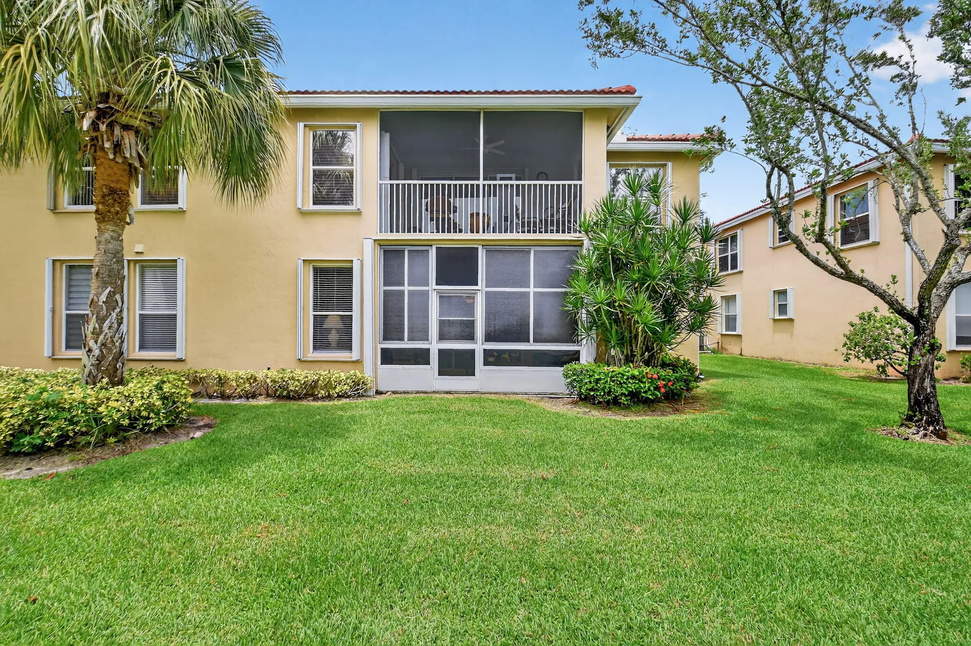Property Slideshow image 5 of 65 | 12447 crystal pointe dr unit 101, Boynton Beach, FL, 33437