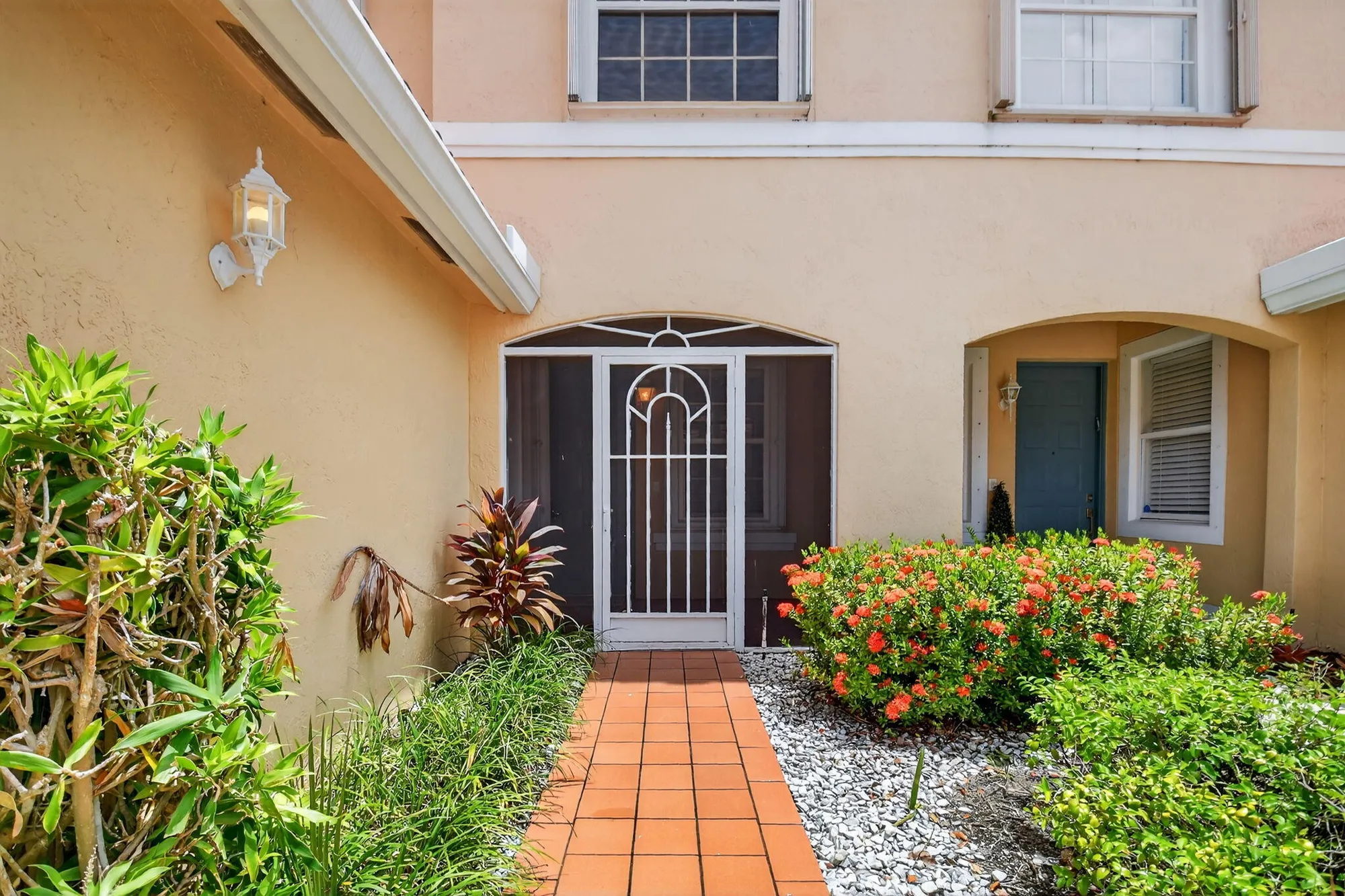 Property Slideshow image 2 of 65 | 12447 crystal pointe dr unit 101, Boynton Beach, FL, 33437