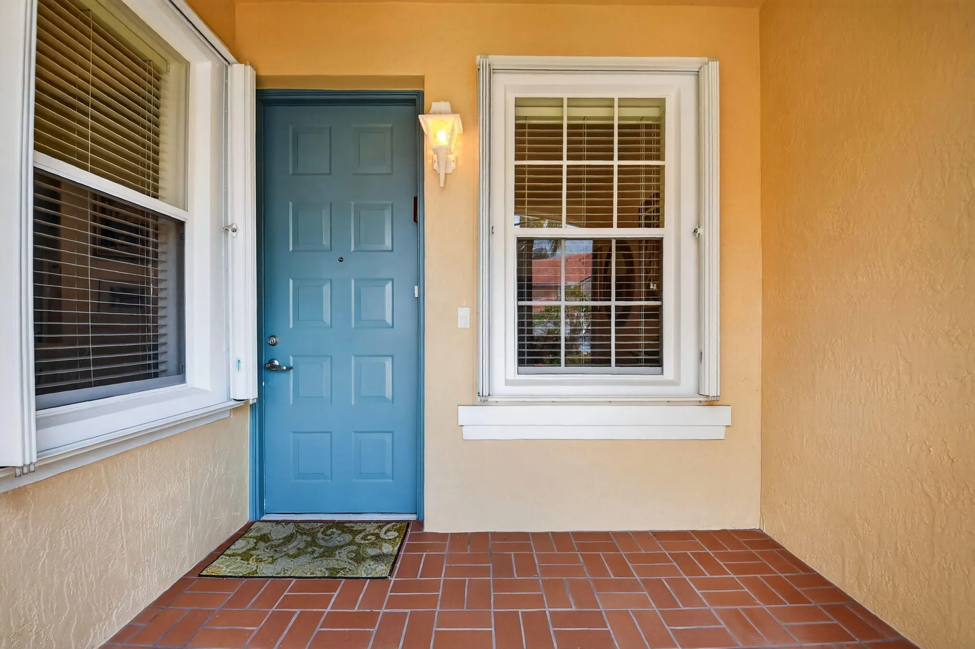 Property Slideshow image 4 of 65 | 12447 crystal pointe dr unit 101, Boynton Beach, FL, 33437