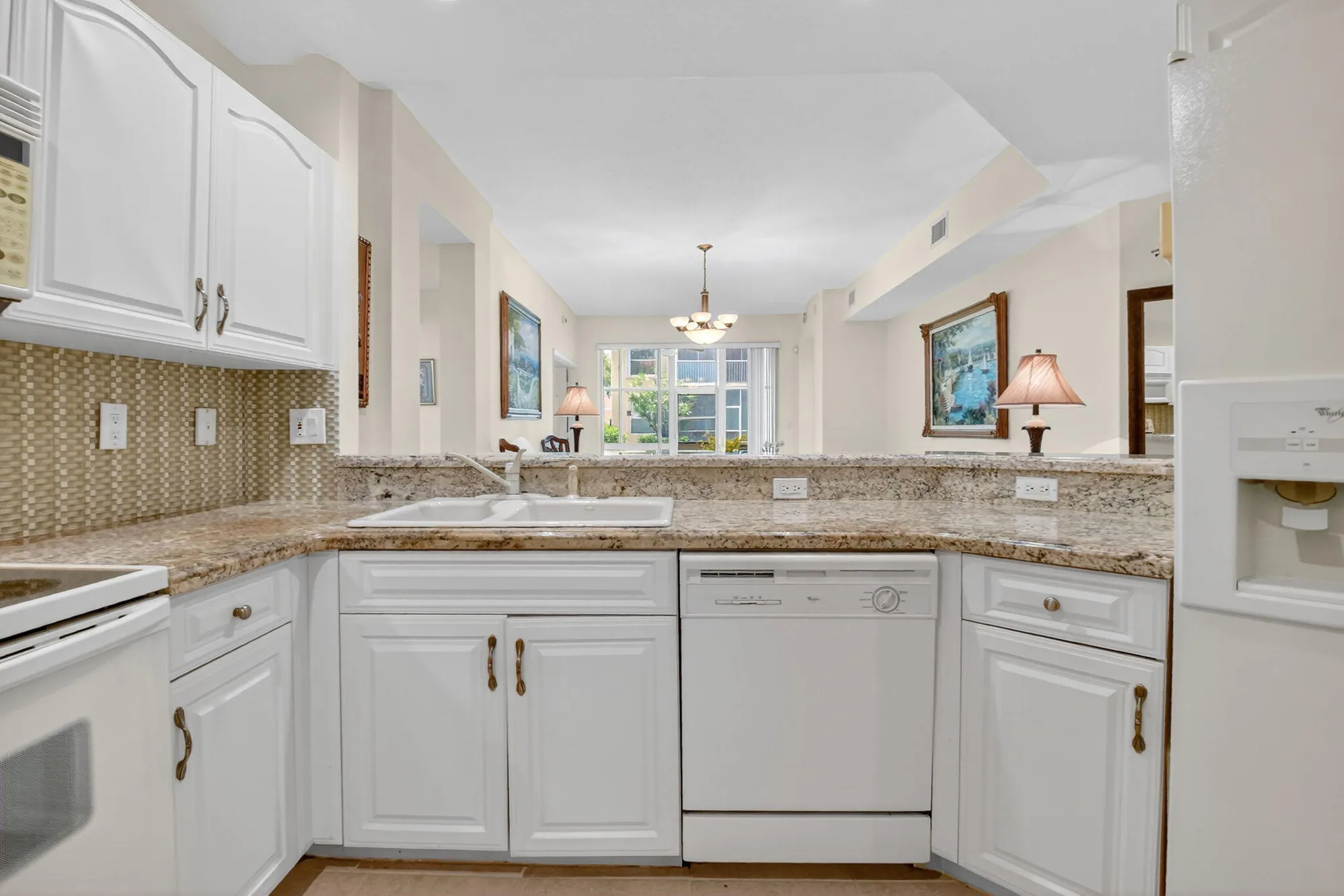 Property Slideshow image 25 of 65 | 12447 crystal pointe dr unit 101, Boynton Beach, FL, 33437