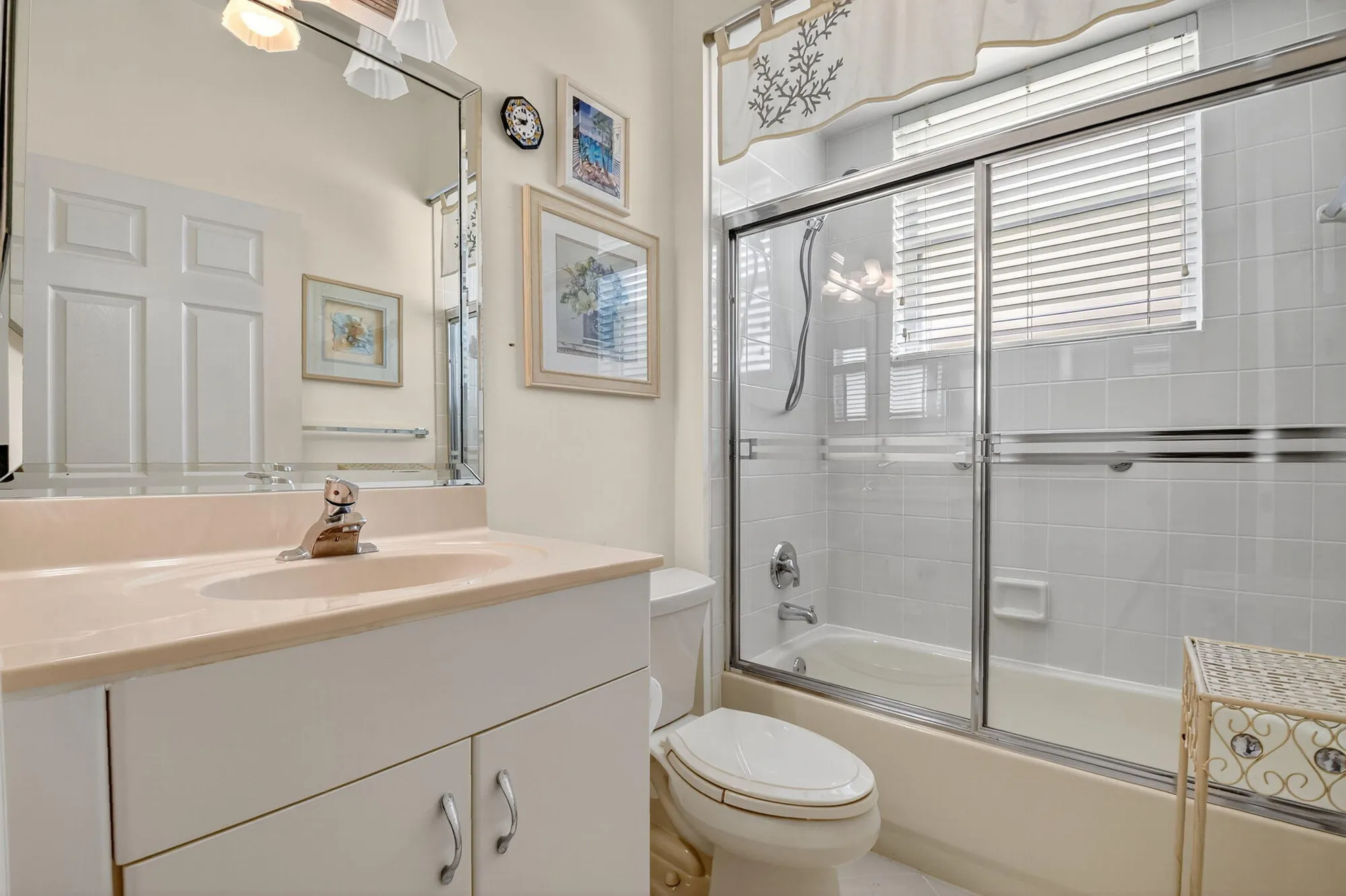 Property Slideshow image 42 of 65 | 12447 crystal pointe dr unit 101, Boynton Beach, FL, 33437