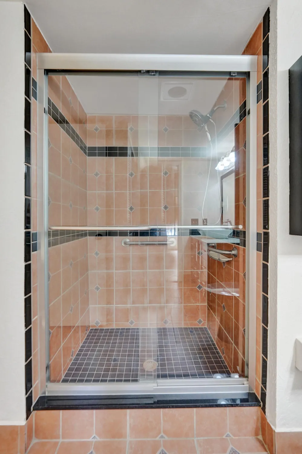 Property Slideshow image 25 of 60 | 5306 cedar lake dr 201, Boynton Beach, FL, 33437