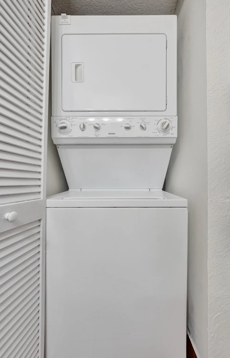 Property Slideshow image 33 of 60 | 5306 cedar lake dr 201, Boynton Beach, FL, 33437