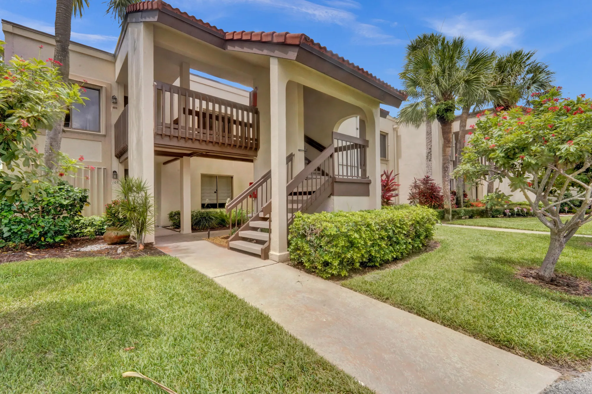 Property Slideshow image 46 of 60 | 5306 cedar lake dr 201, Boynton Beach, FL, 33437