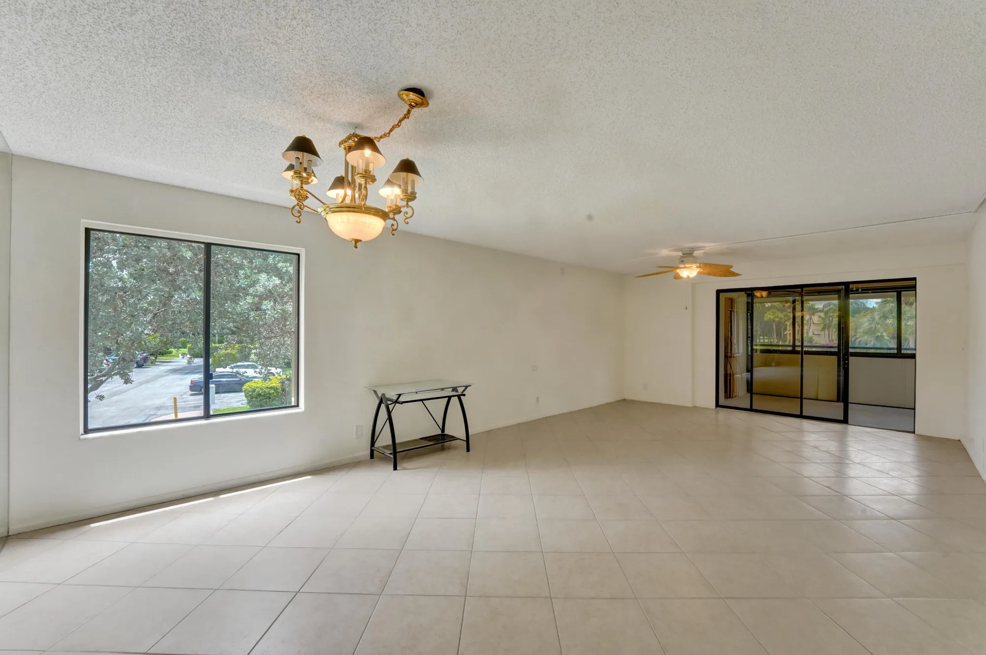 Property Slideshow image 13 of 60 | 5306 cedar lake dr 201, Boynton Beach, FL, 33437