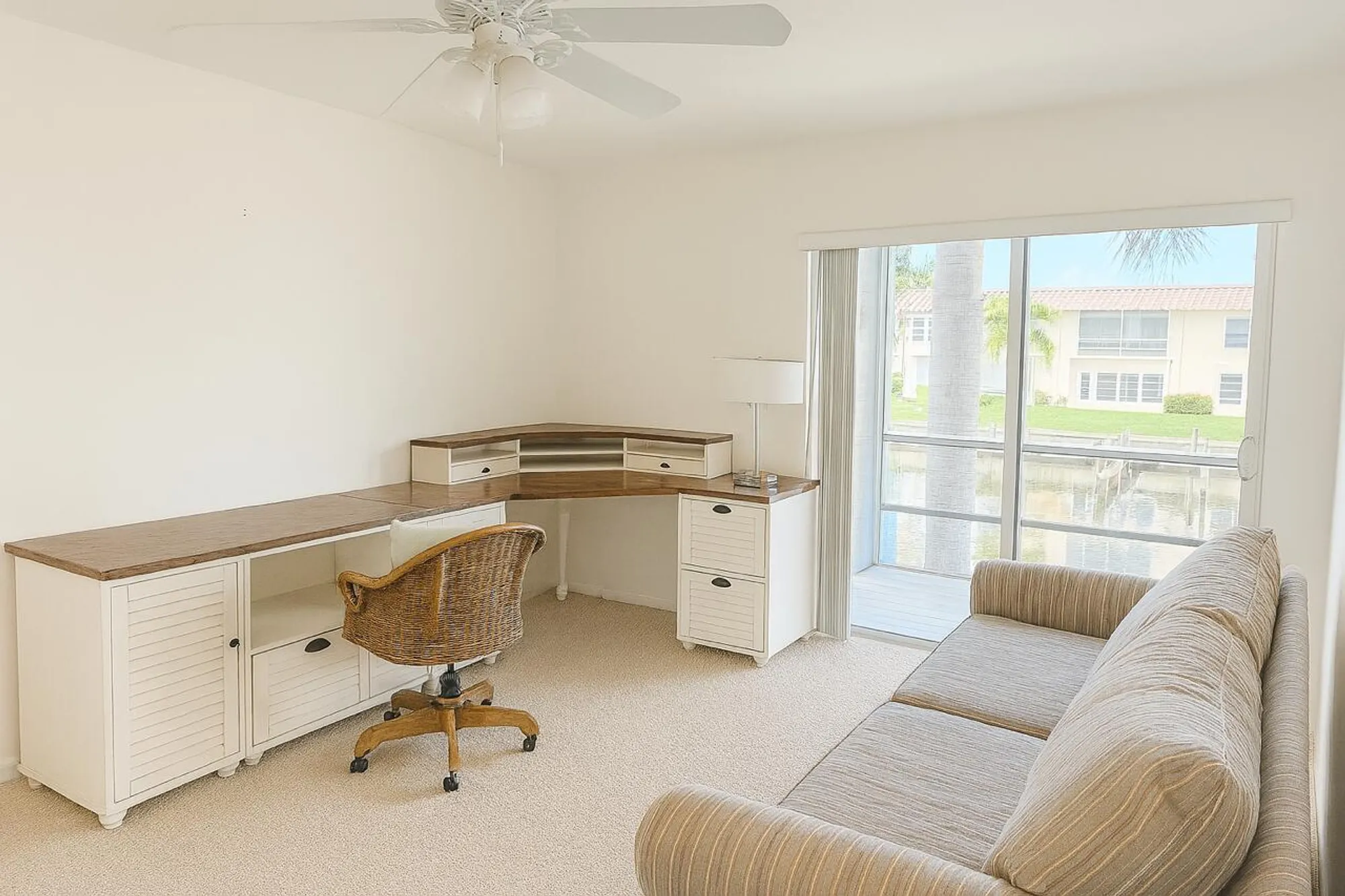 Property Slideshow image 8 of 18 | 2600 s kanner hwy q12, Stuart, FL, 34994