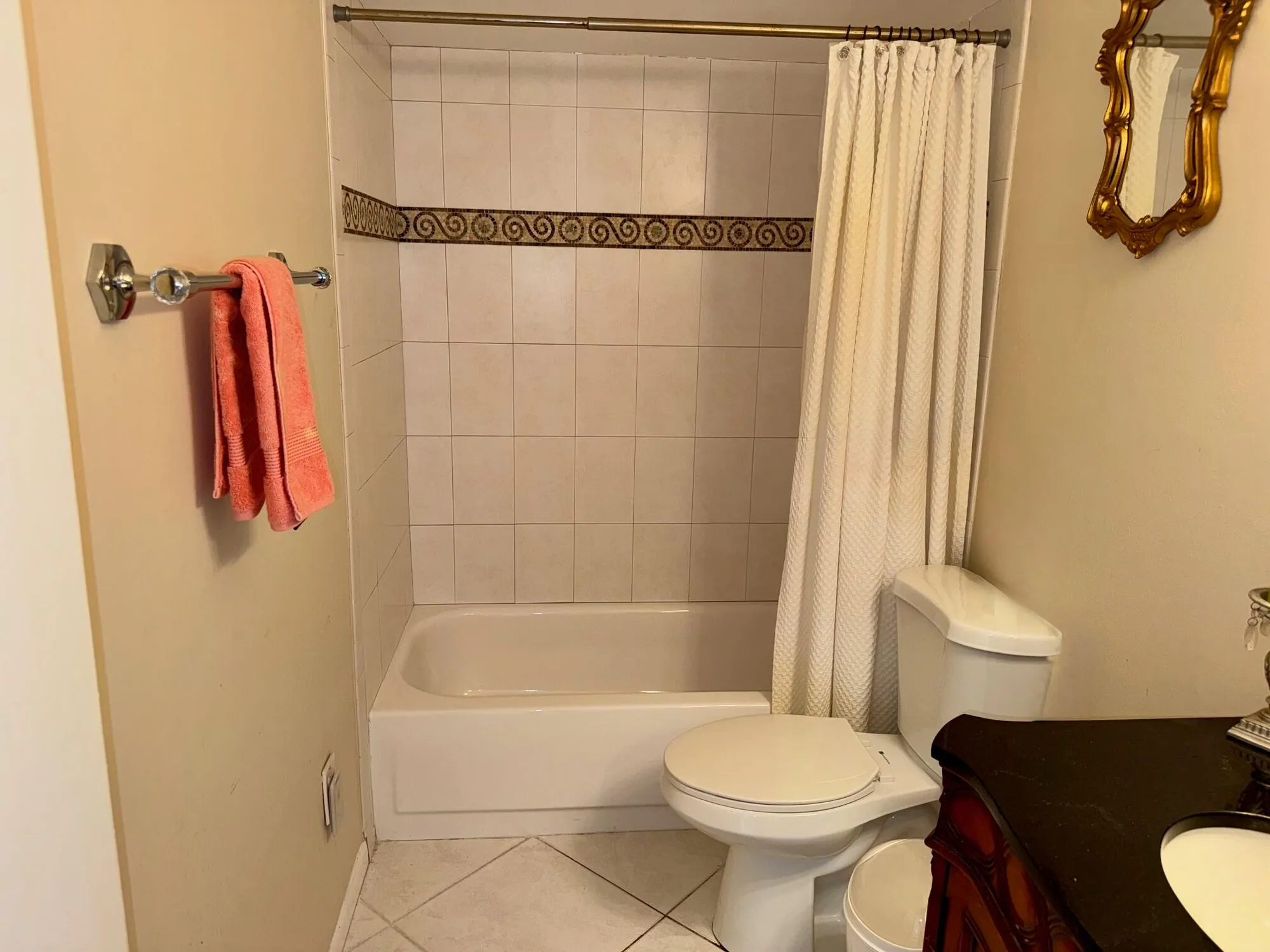 Property Slideshow image 14 of 18 | 2600 s kanner hwy q12, Stuart, FL, 34994