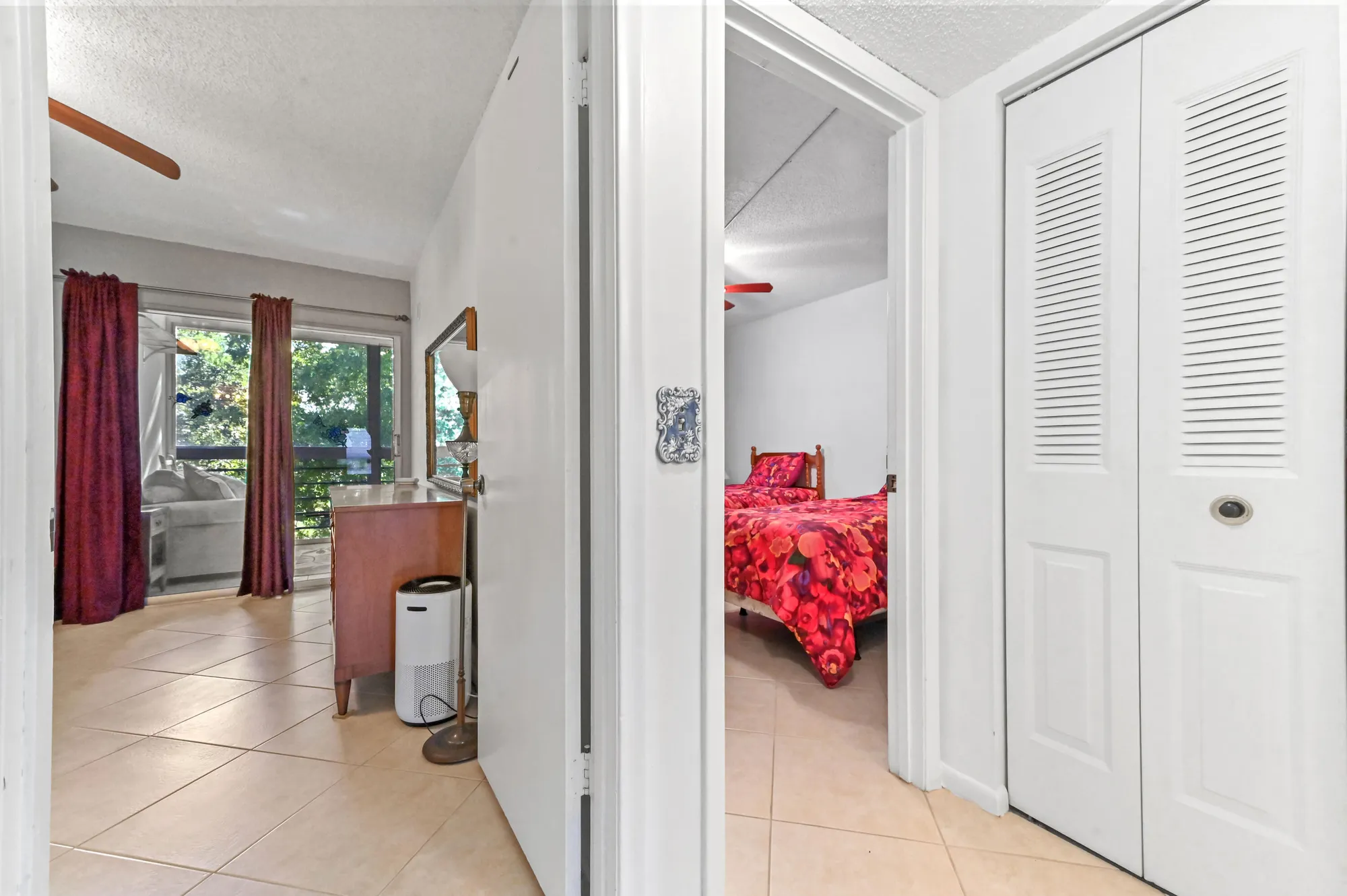 Property Slideshow image 11 of 52 | 4031 lyndhurst j, Deerfield Beach, FL, 33442