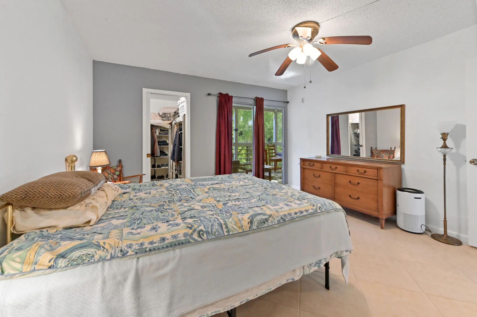 Property Slideshow image 13 of 52 | 4031 lyndhurst j, Deerfield Beach, FL, 33442