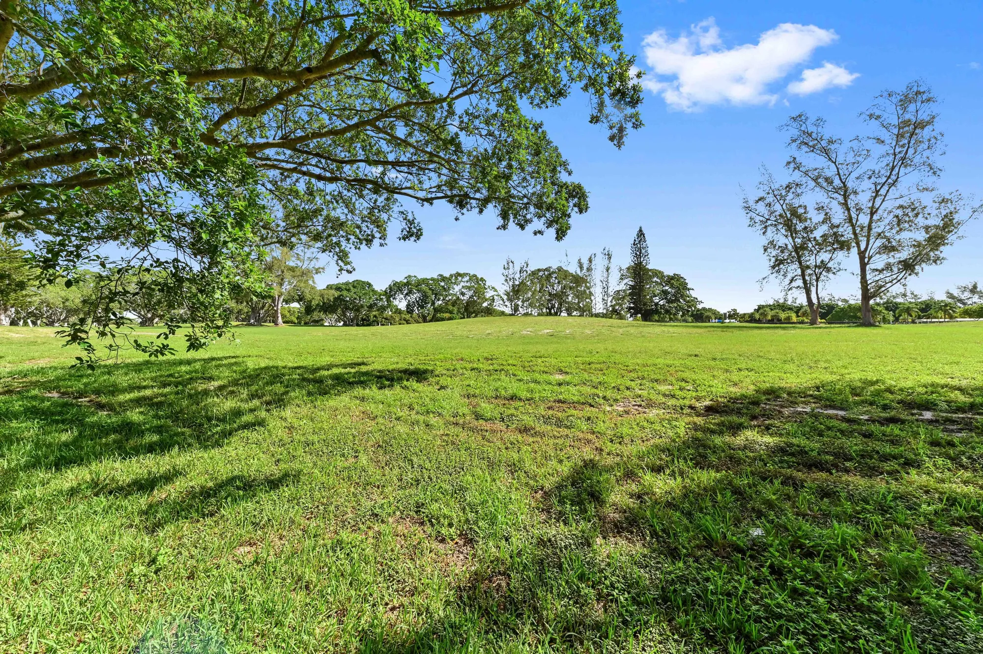 Property Slideshow image 25 of 52 | 4031 lyndhurst j, Deerfield Beach, FL, 33442