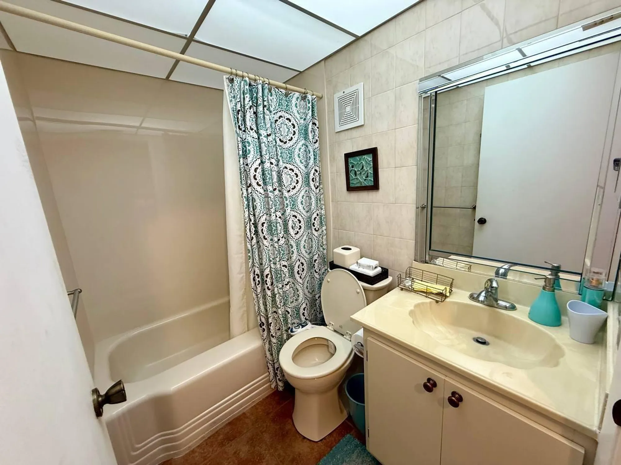 Property Slideshow image 9 of 19 | 5496 viburnum cir, Delray Beach, FL, 33484