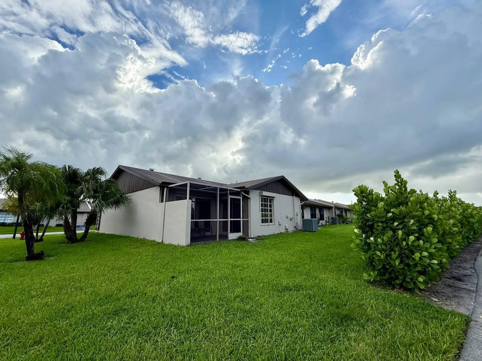 Property Slideshow image 14 of 19 | 5496 viburnum cir, Delray Beach, FL, 33484