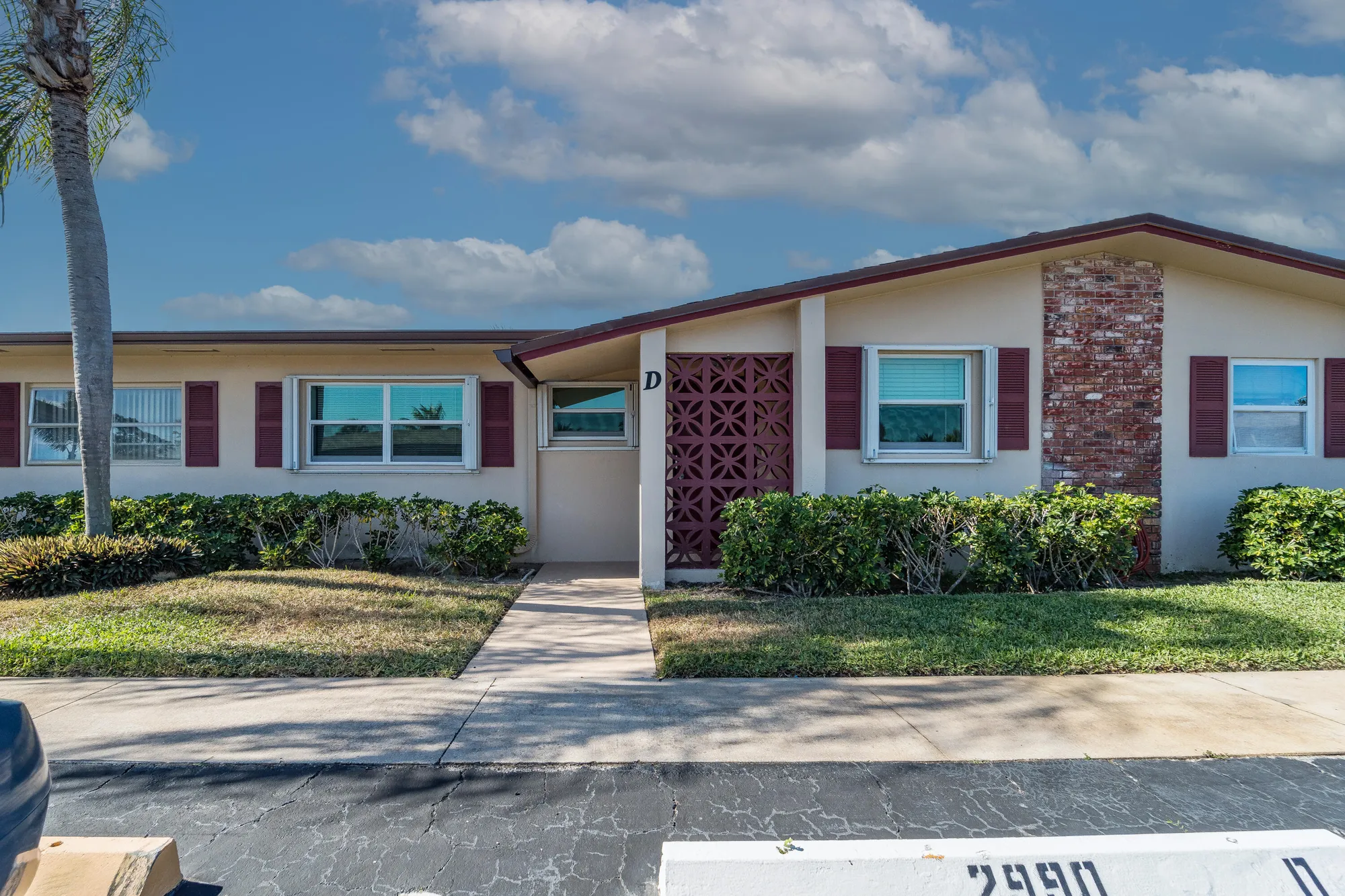 Property Slideshow image 20 of 21 | 2990 crosley dr d, West Palm Beach, FL, 33415