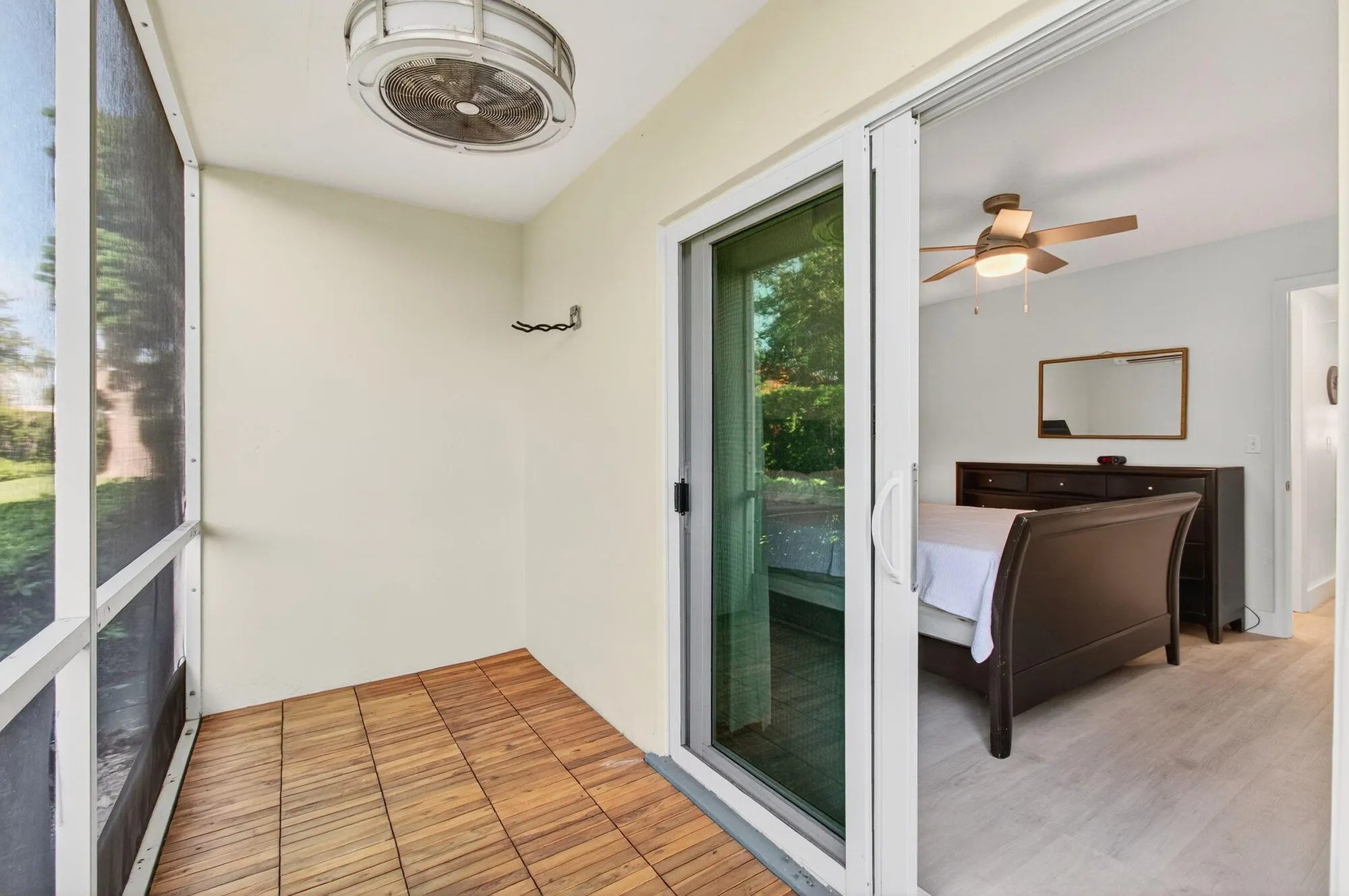 Property Slideshow image 34 of 51 | 880 horizons 106, Boynton Beach, FL, 33435