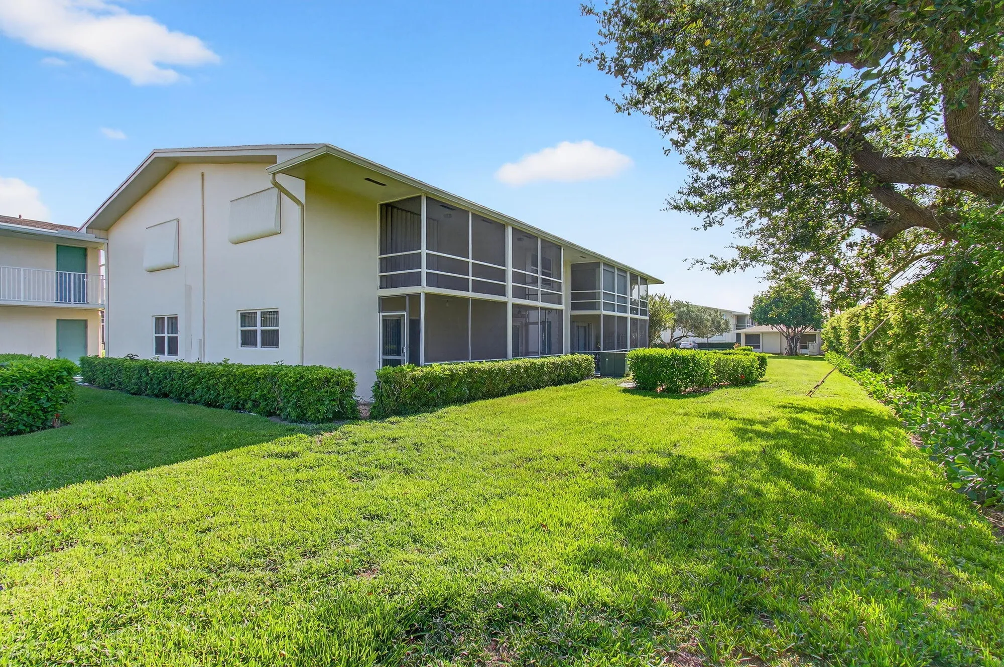 Property Slideshow image 39 of 51 | 880 horizons 106, Boynton Beach, FL, 33435