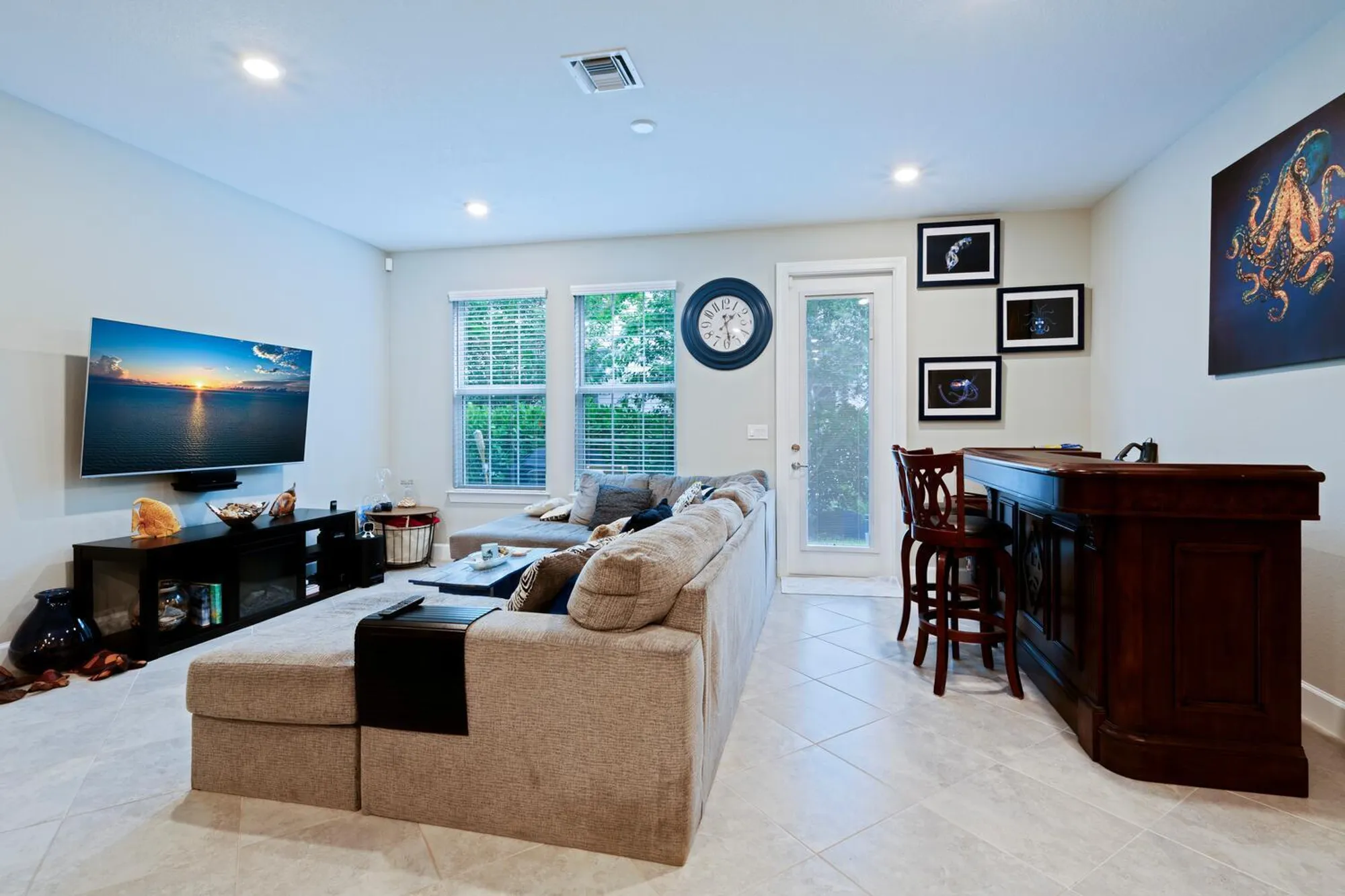 Property Slideshow image 6 of 22 | 1832 se roxy way, Stuart, FL, 34996