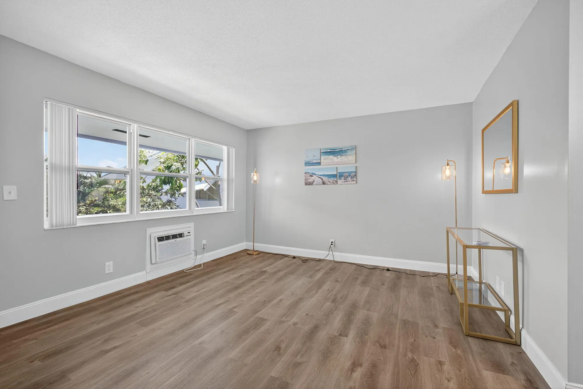 Property Slideshow image 5 of 31 | 19 norwich a, West Palm Beach, FL, 33417