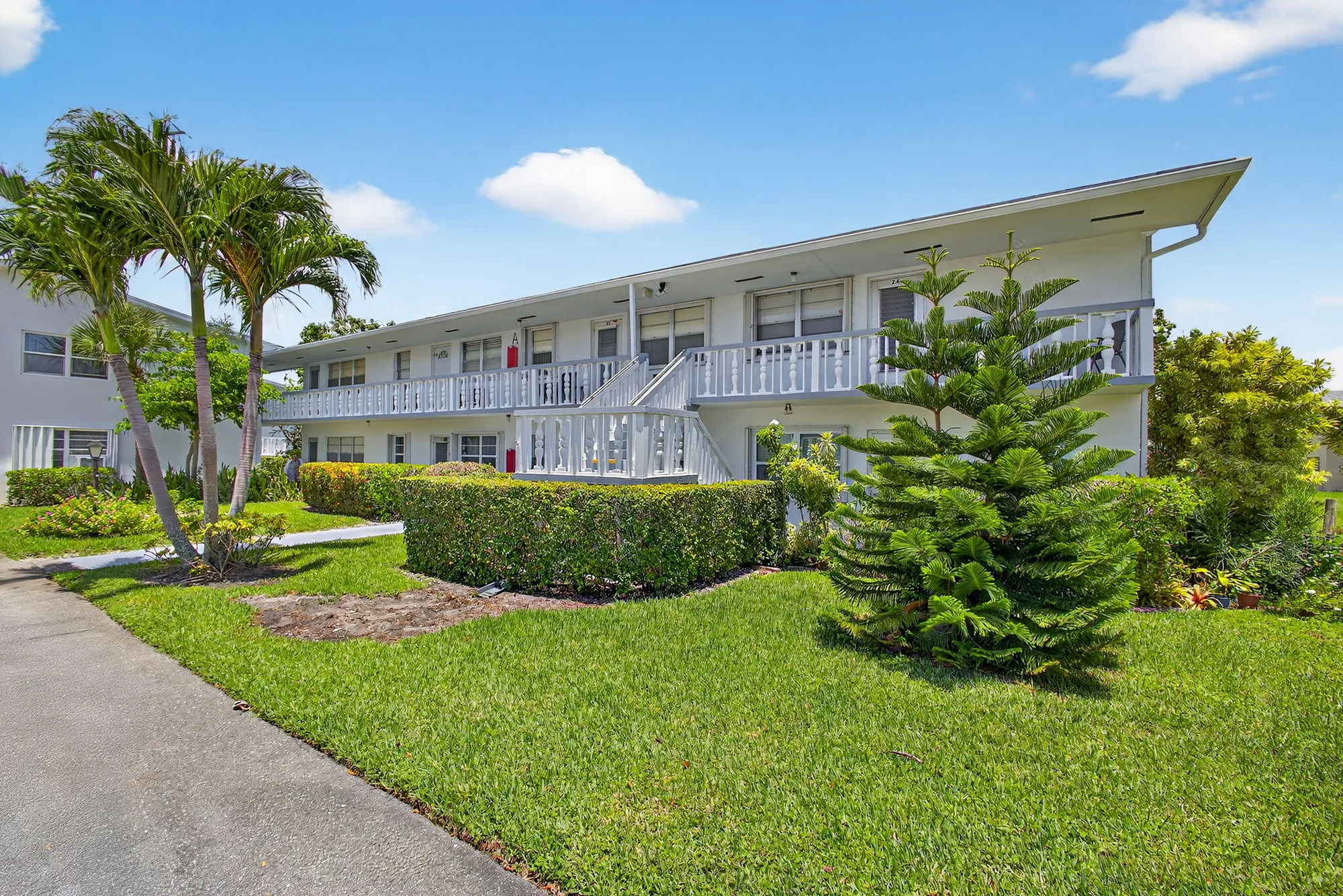 Property Slideshow image 14 of 31 | 19 norwich a, West Palm Beach, FL, 33417