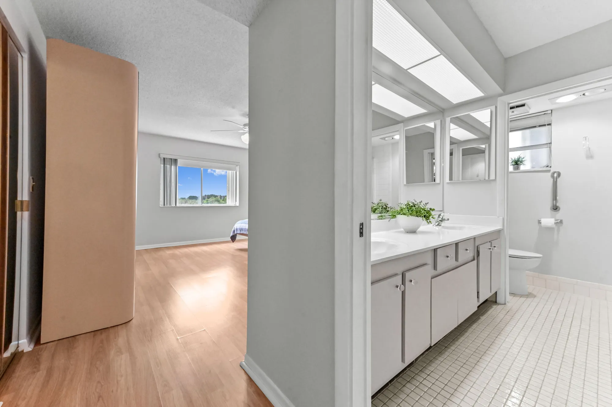 Property Slideshow image 23 of 38 | 6768 10th ave 316, Lake Worth, FL, 33467