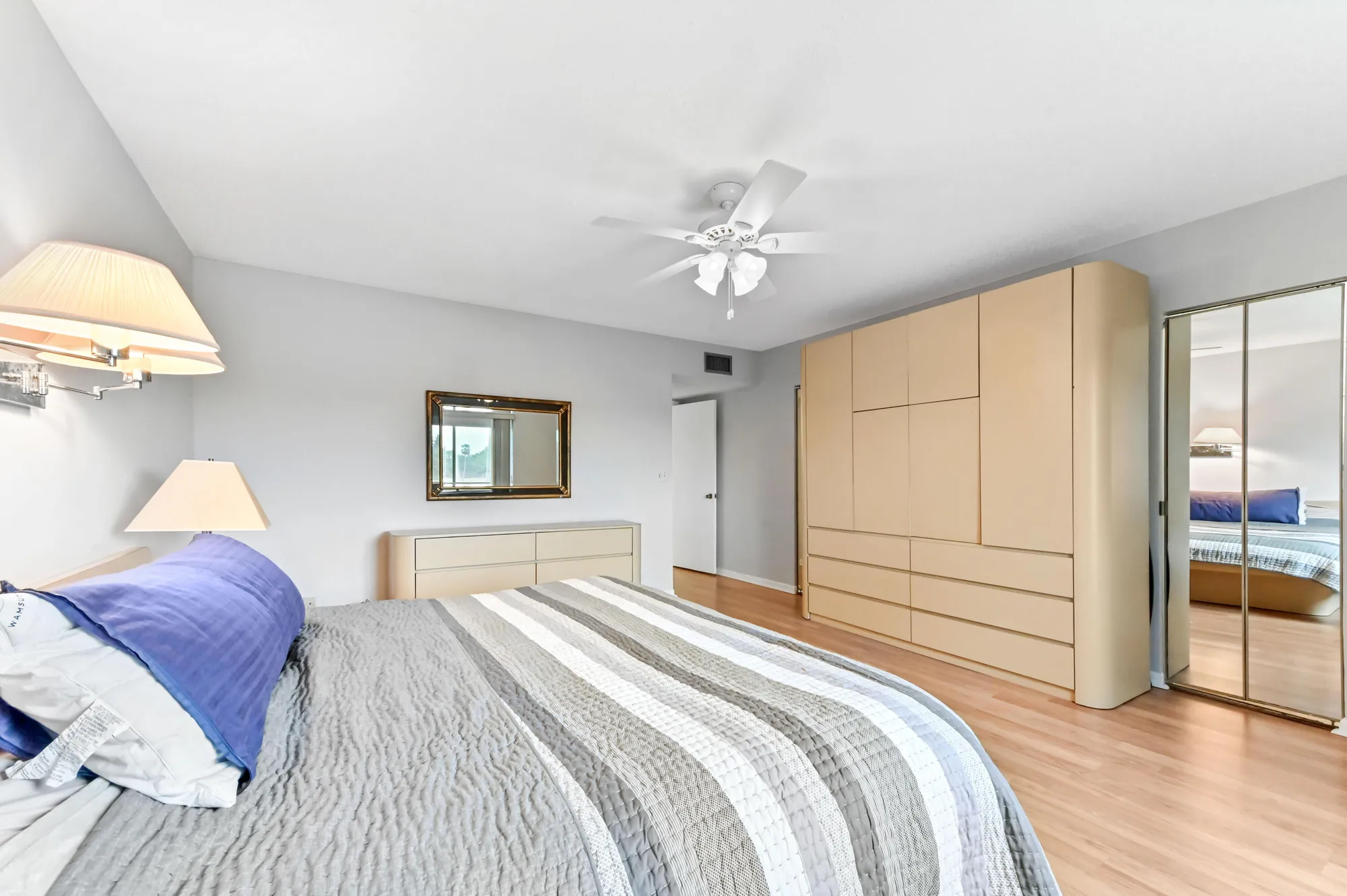 Property Slideshow image 25 of 38 | 6768 10th ave 316, Lake Worth, FL, 33467