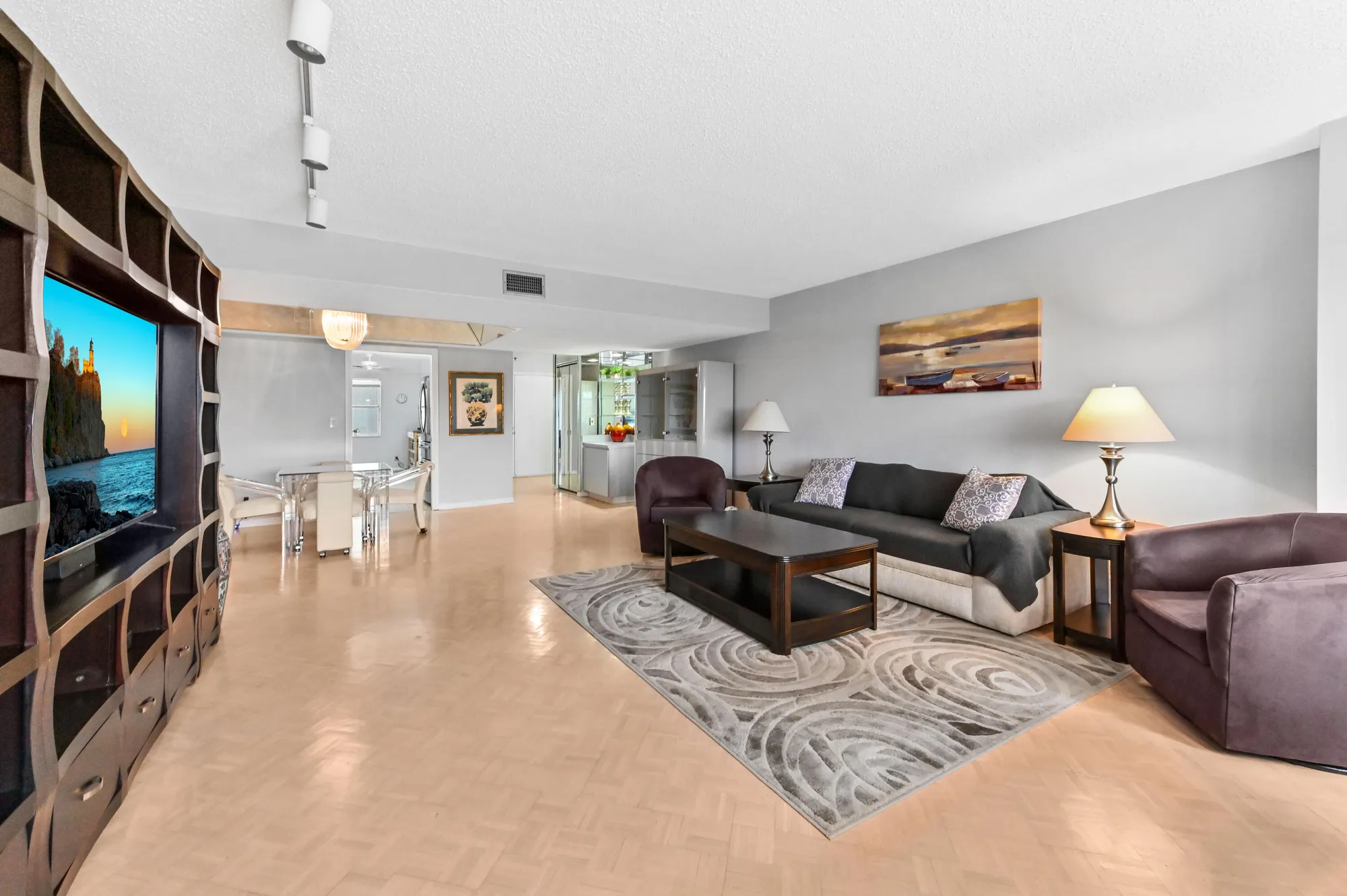 Property Slideshow image 3 of 38 | 6768 10th ave 316, Lake Worth, FL, 33467