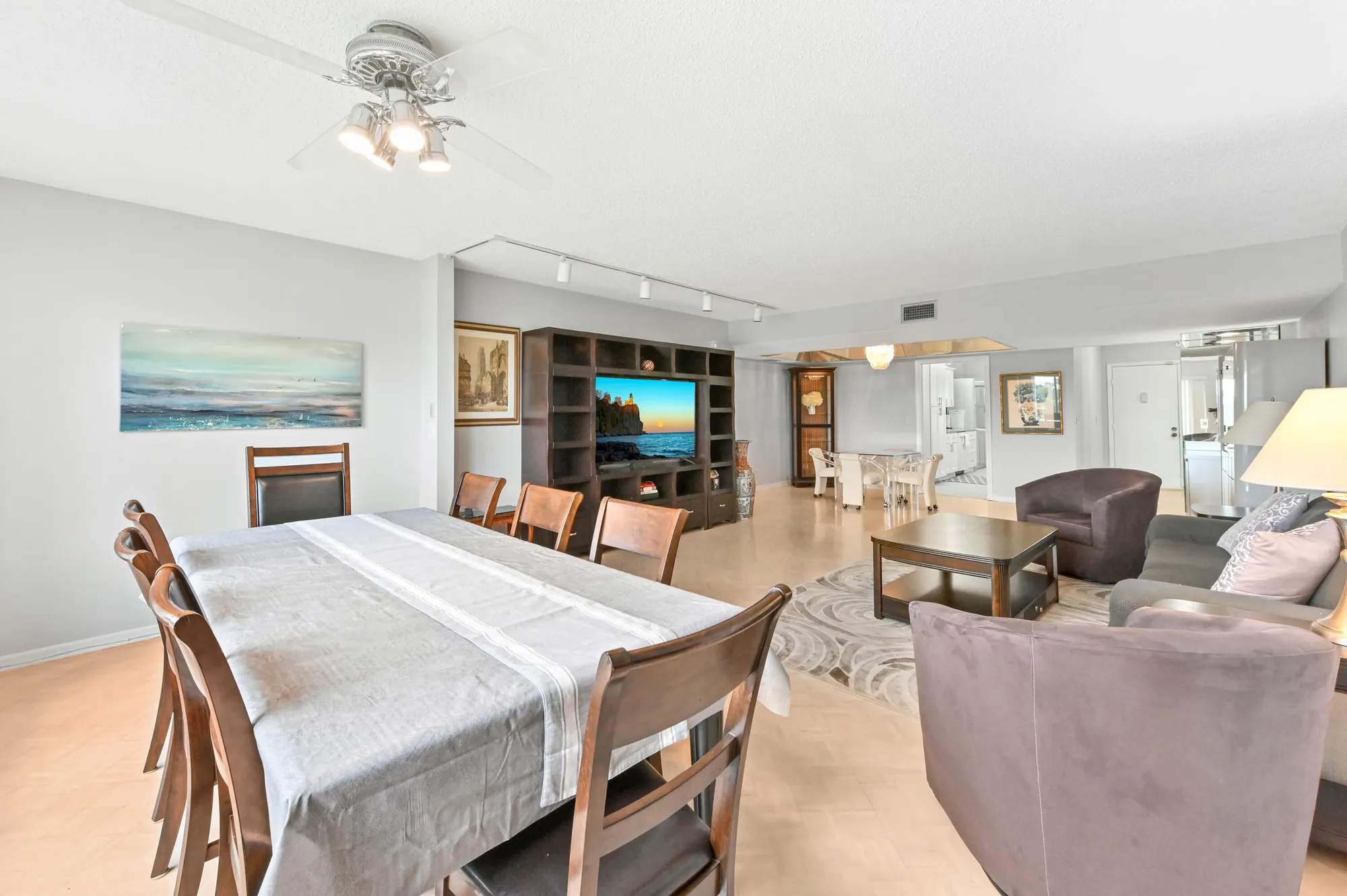 Property Slideshow image 14 of 38 | 6768 10th ave 316, Lake Worth, FL, 33467