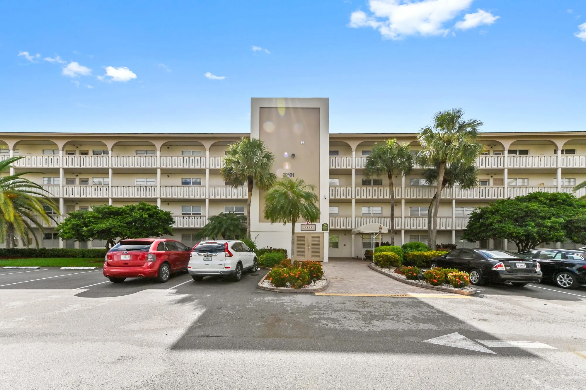 Property Slideshow image 1 of 30 | 2201 lucaya bnd l4, Coconut Creek, FL, 33066