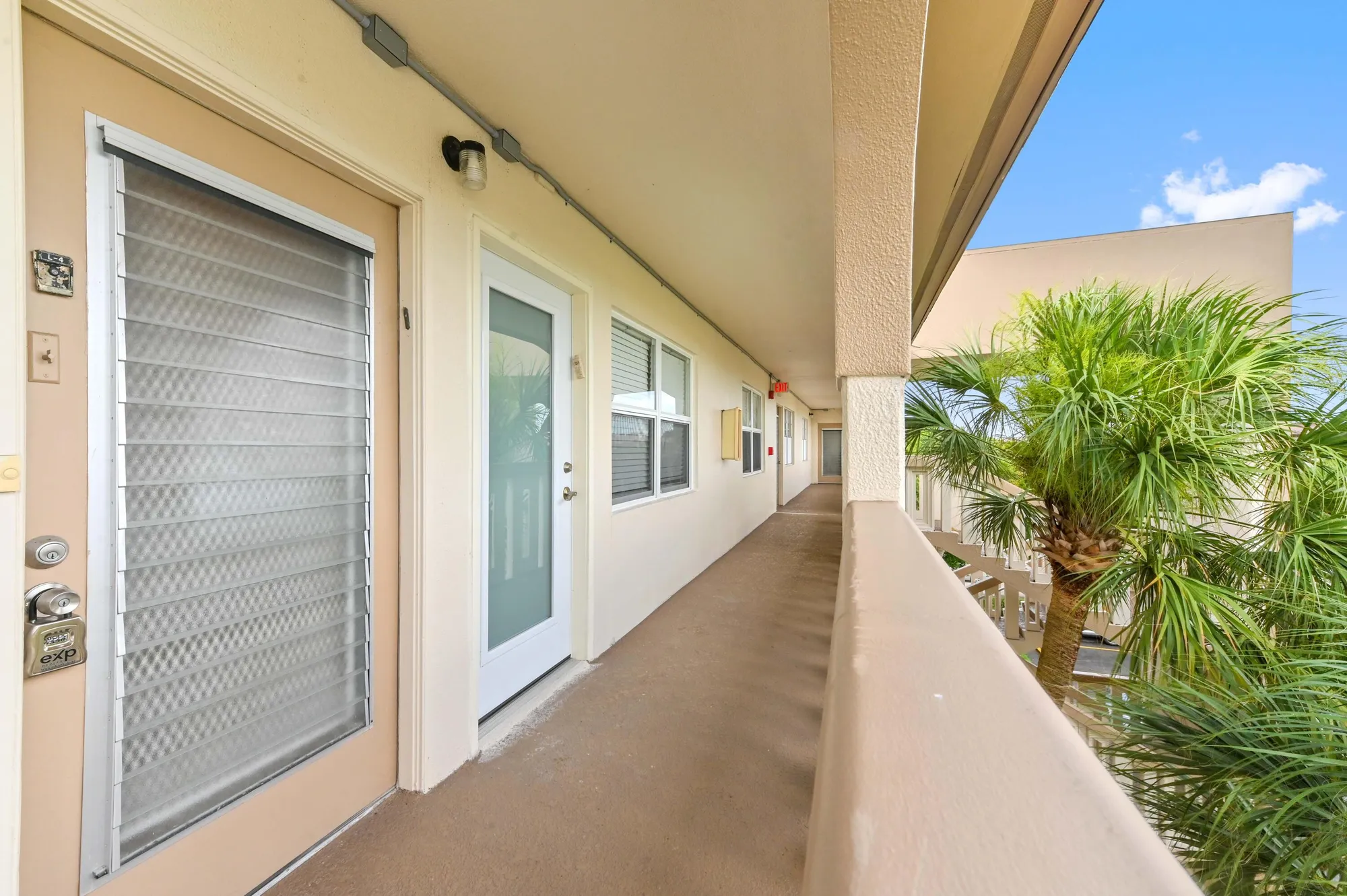 Property Slideshow image 5 of 30 | 2201 lucaya bnd l4, Coconut Creek, FL, 33066