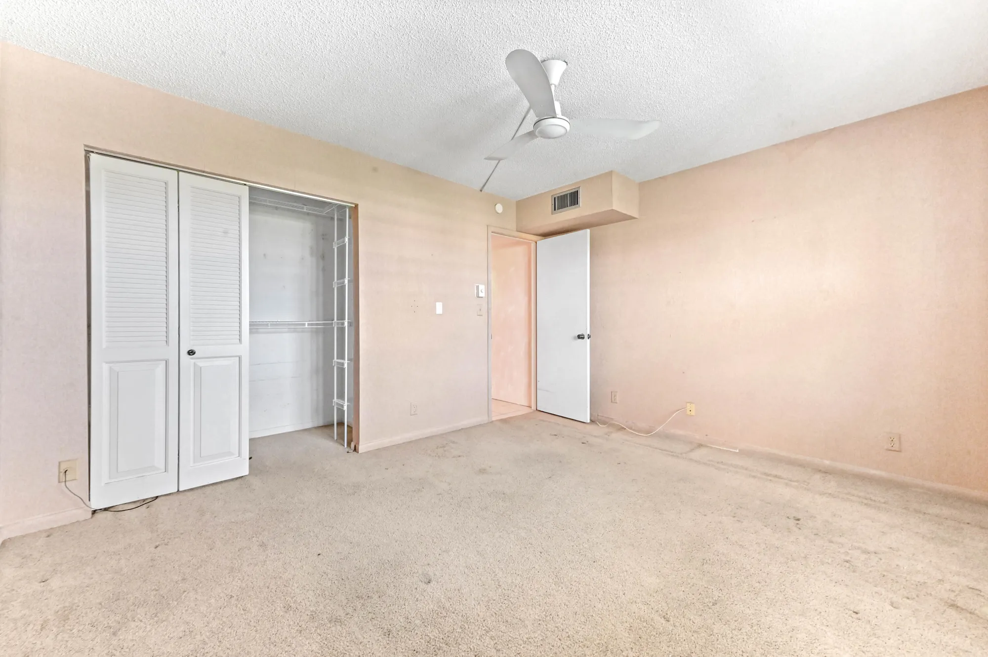 Property Slideshow image 18 of 30 | 2201 lucaya bnd l4, Coconut Creek, FL, 33066