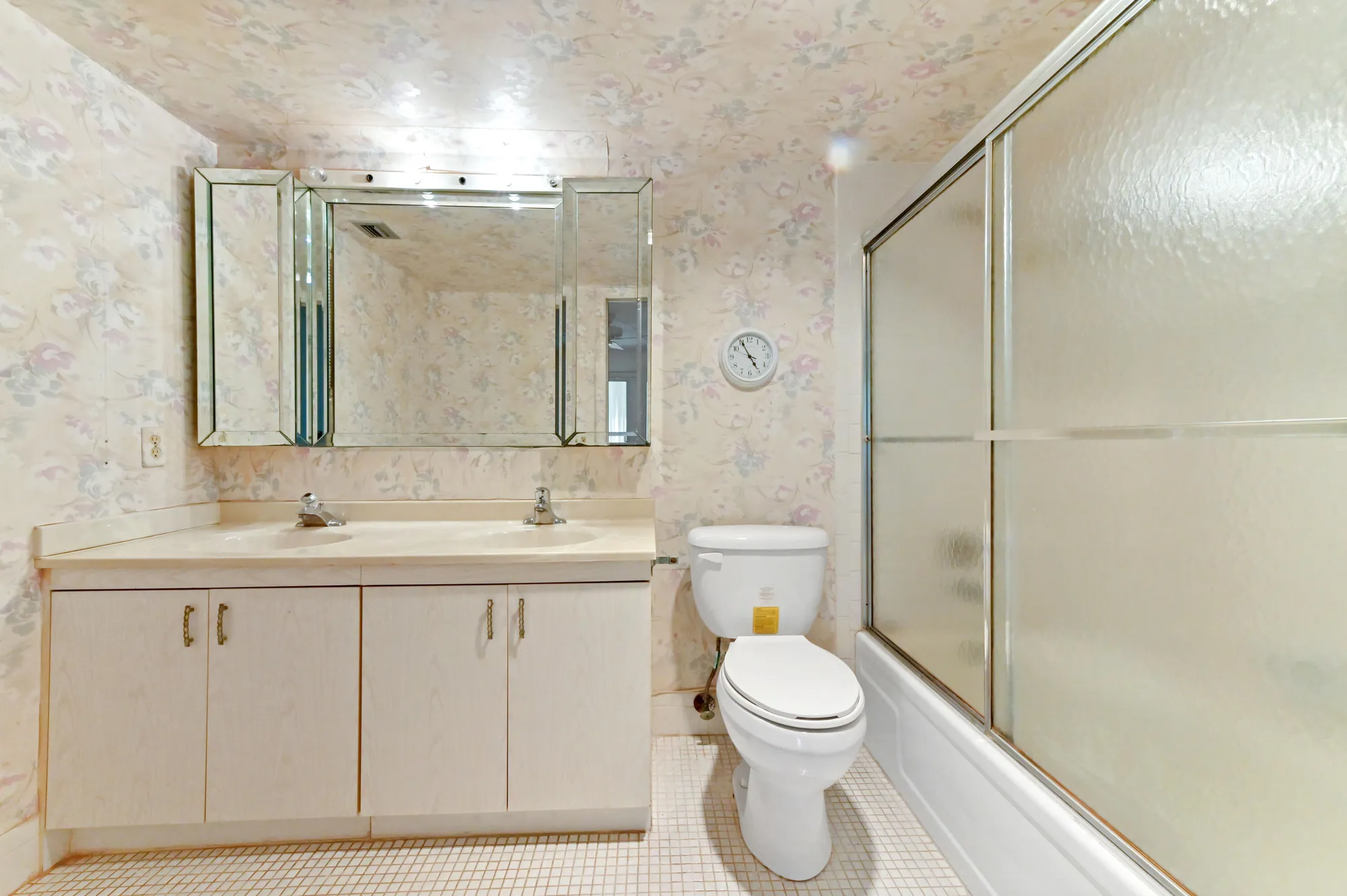Property Slideshow image 23 of 30 | 2201 lucaya bnd l4, Coconut Creek, FL, 33066