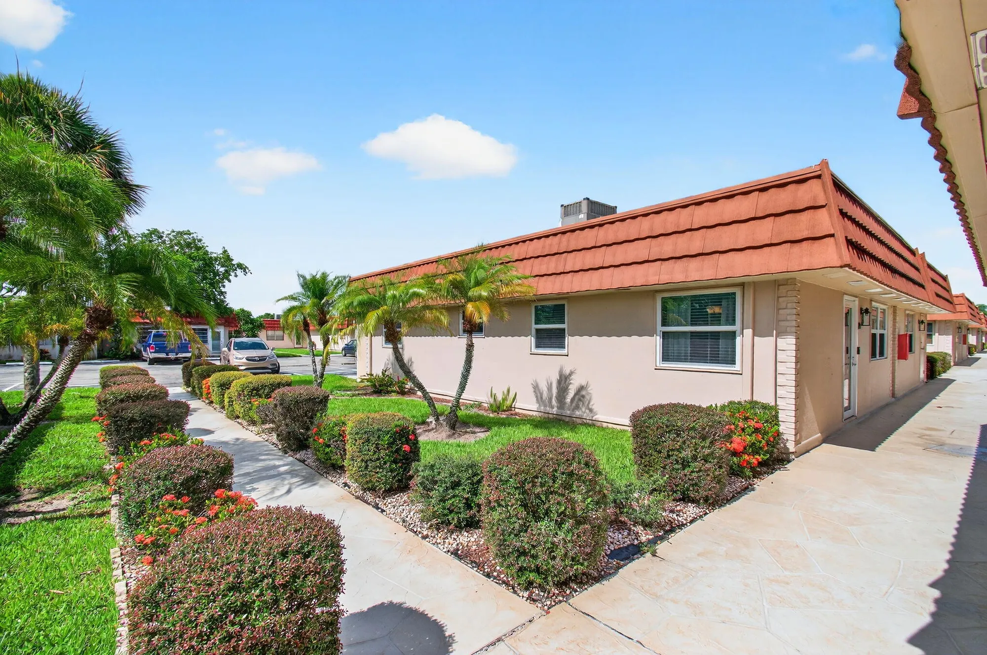 Property Slideshow image 4 of 30 | 197 seville i, Delray Beach, FL, 33446