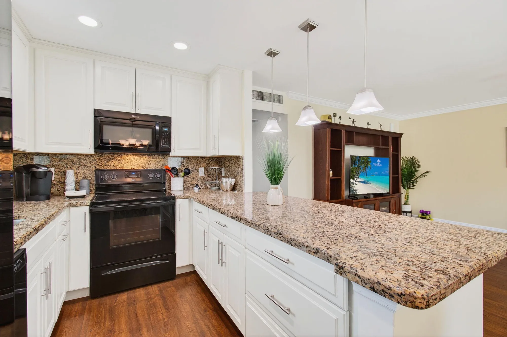 Property Slideshow image 11 of 30 | 197 seville i, Delray Beach, FL, 33446