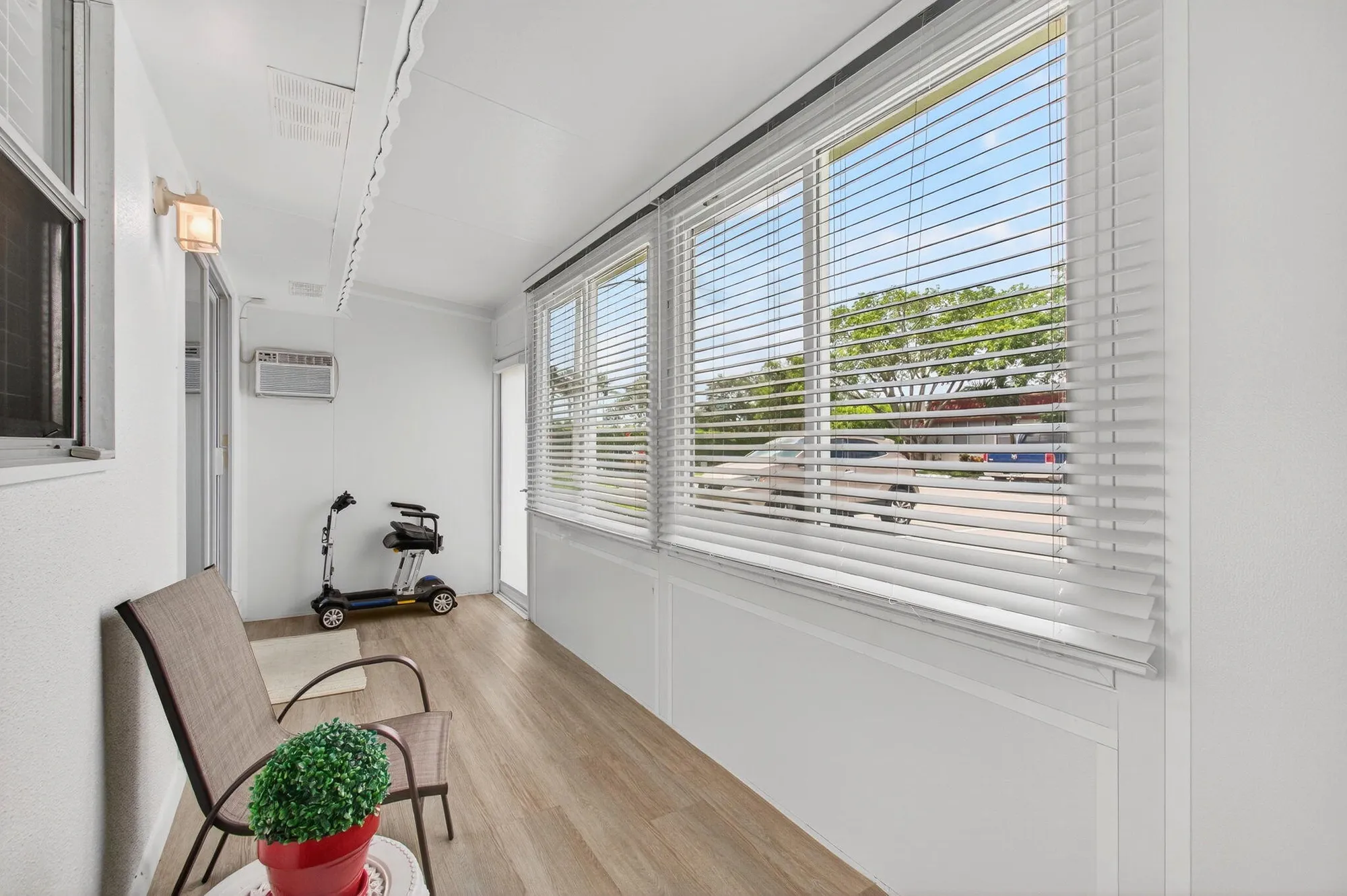 Property Slideshow image 24 of 30 | 197 seville i, Delray Beach, FL, 33446