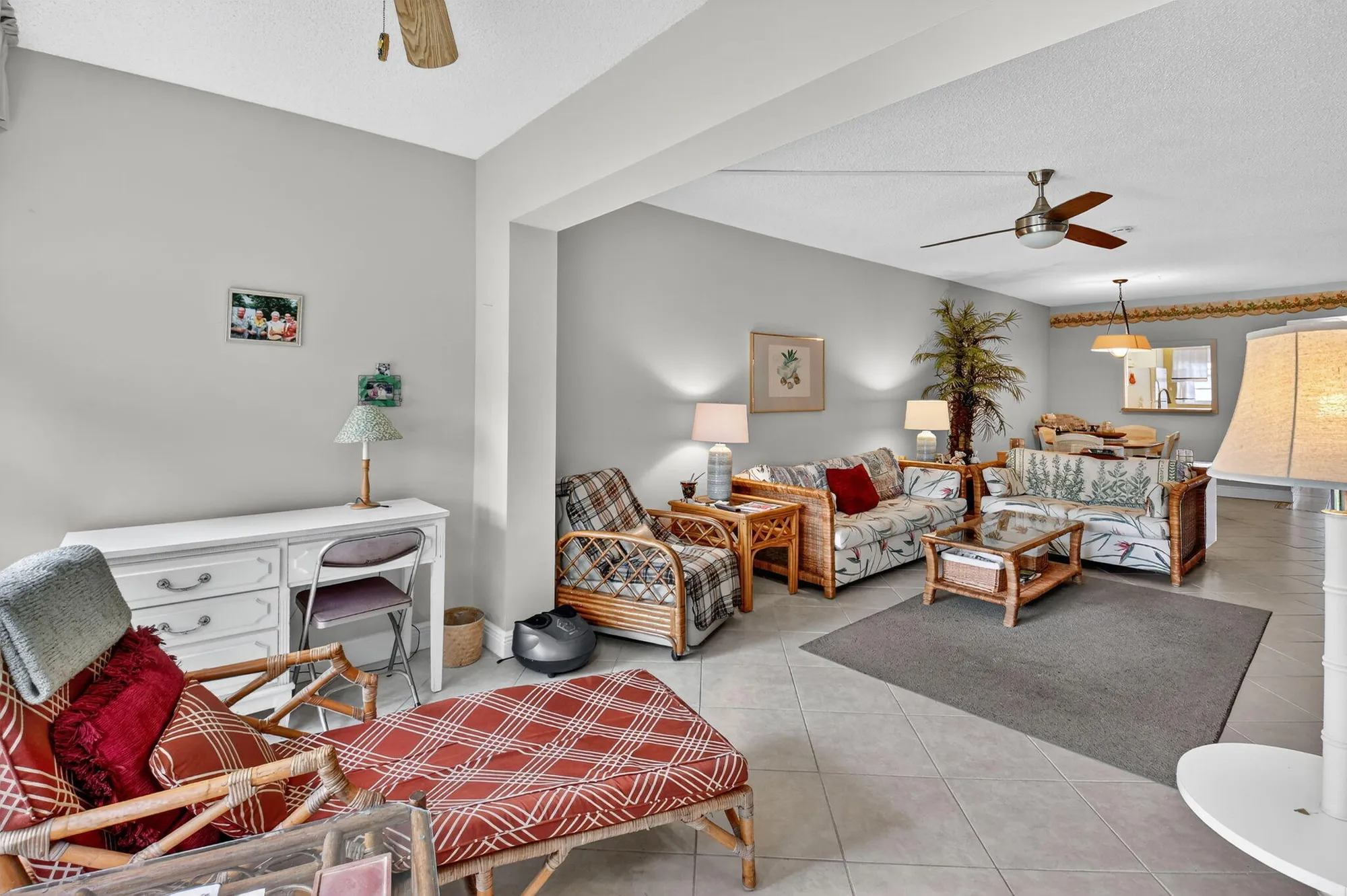 Property Slideshow image 16 of 37 | 2860 sw 22nd ave 4030, Delray Beach, FL, 33445