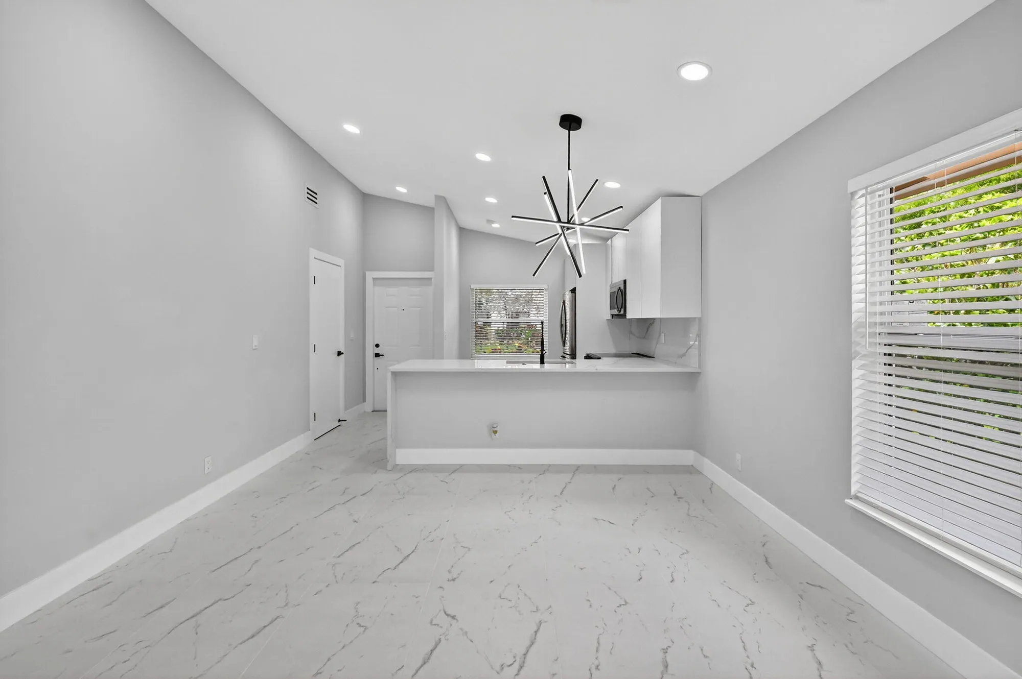 Property Slideshow image 14 of 57 | 8137 windgate dr, Boca Raton, FL, 33496