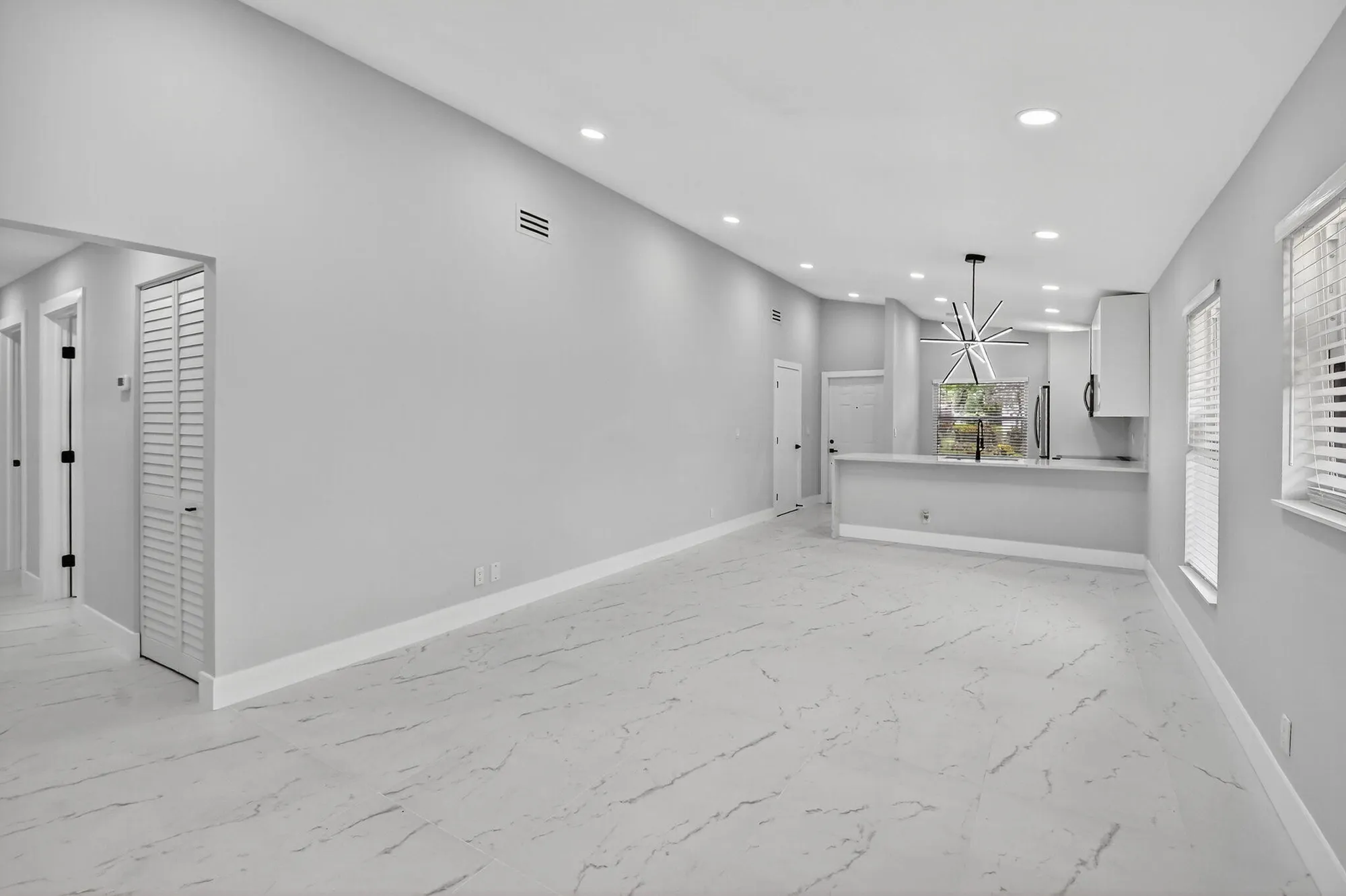 Property Slideshow image 17 of 57 | 8137 windgate dr, Boca Raton, FL, 33496