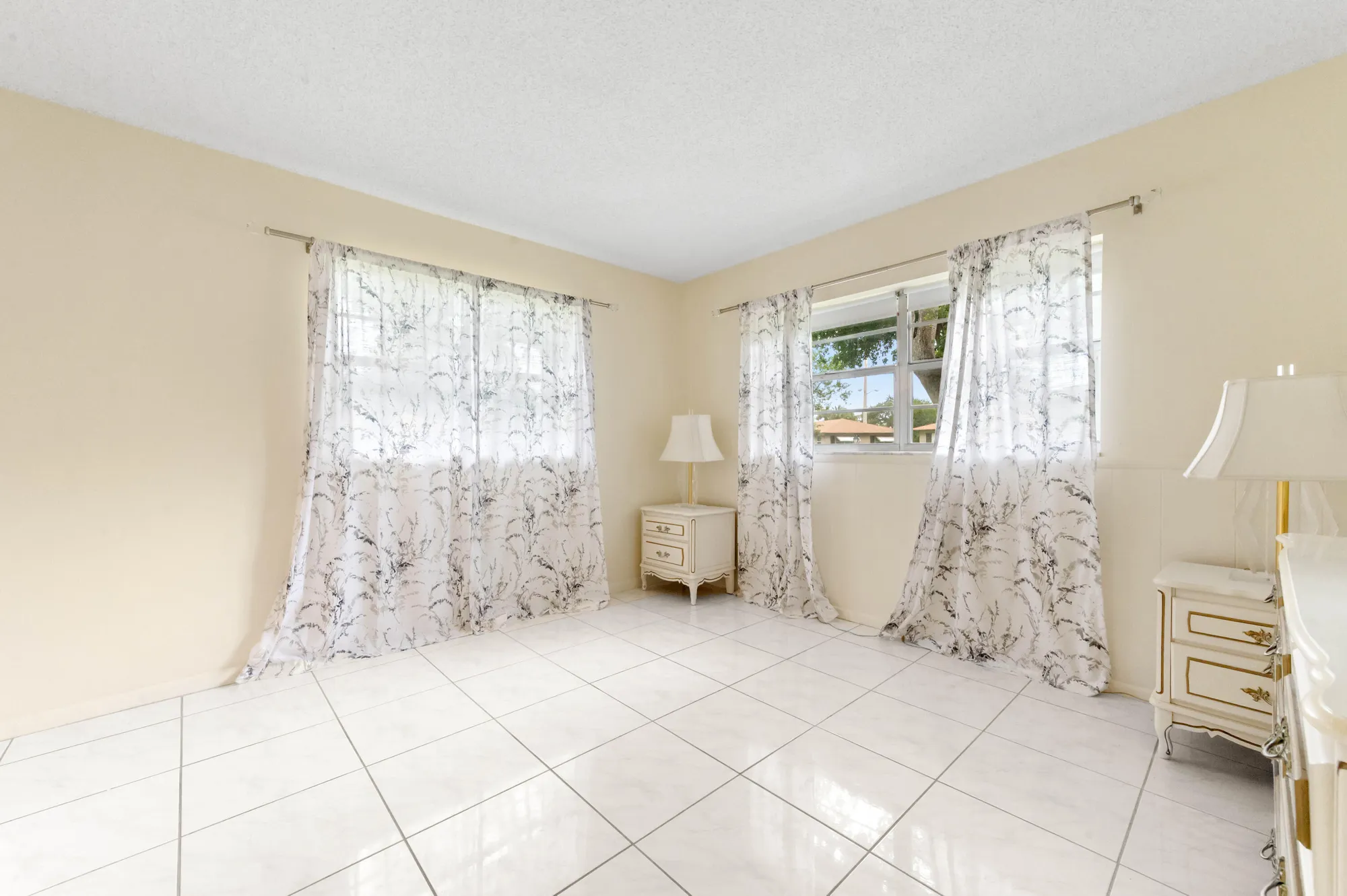 Property Slideshow image 21 of 36 | 155 mockingbird ln, Delray Beach, FL, 33445