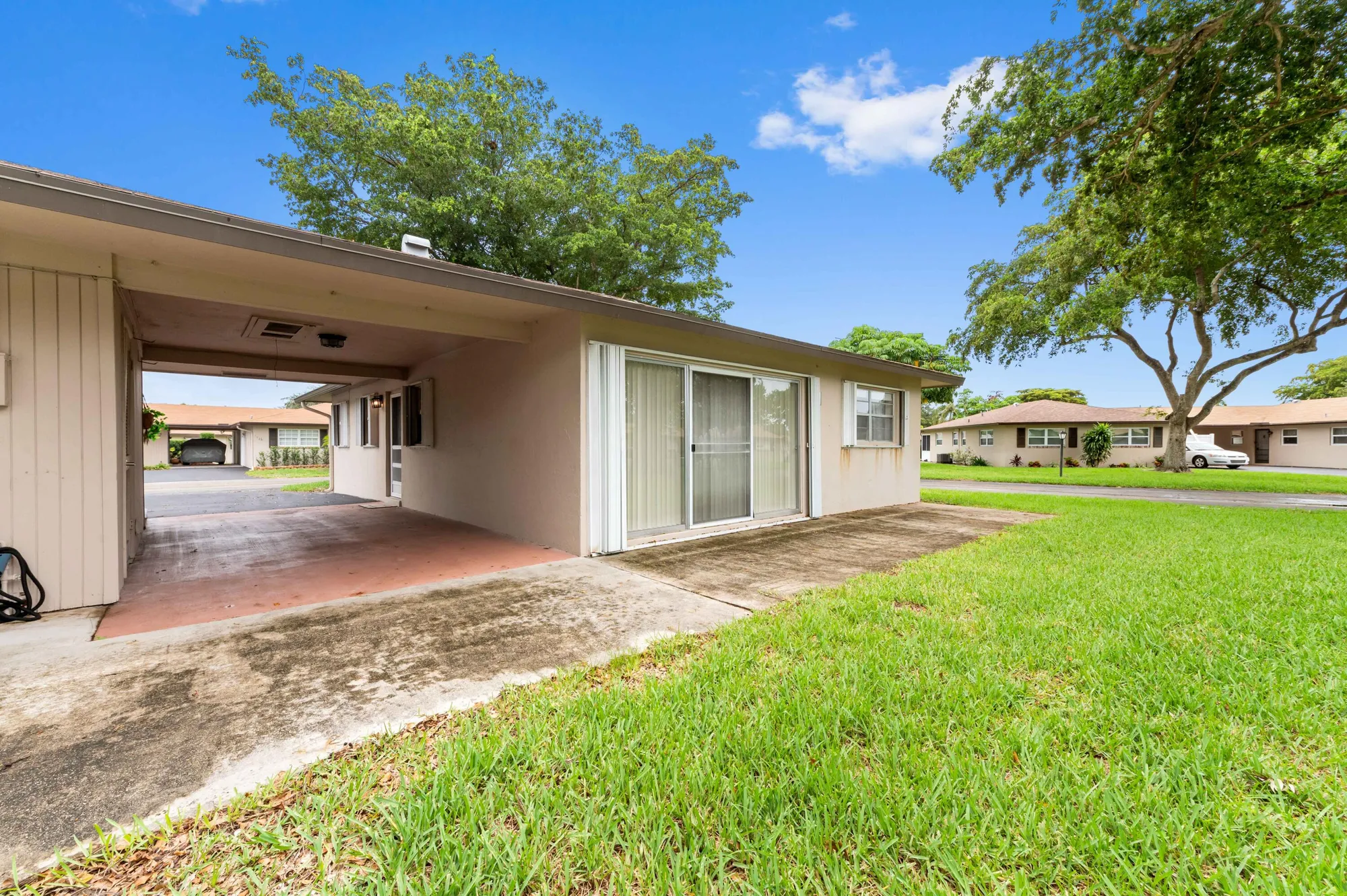 Property Slideshow image 25 of 36 | 155 mockingbird ln, Delray Beach, FL, 33445